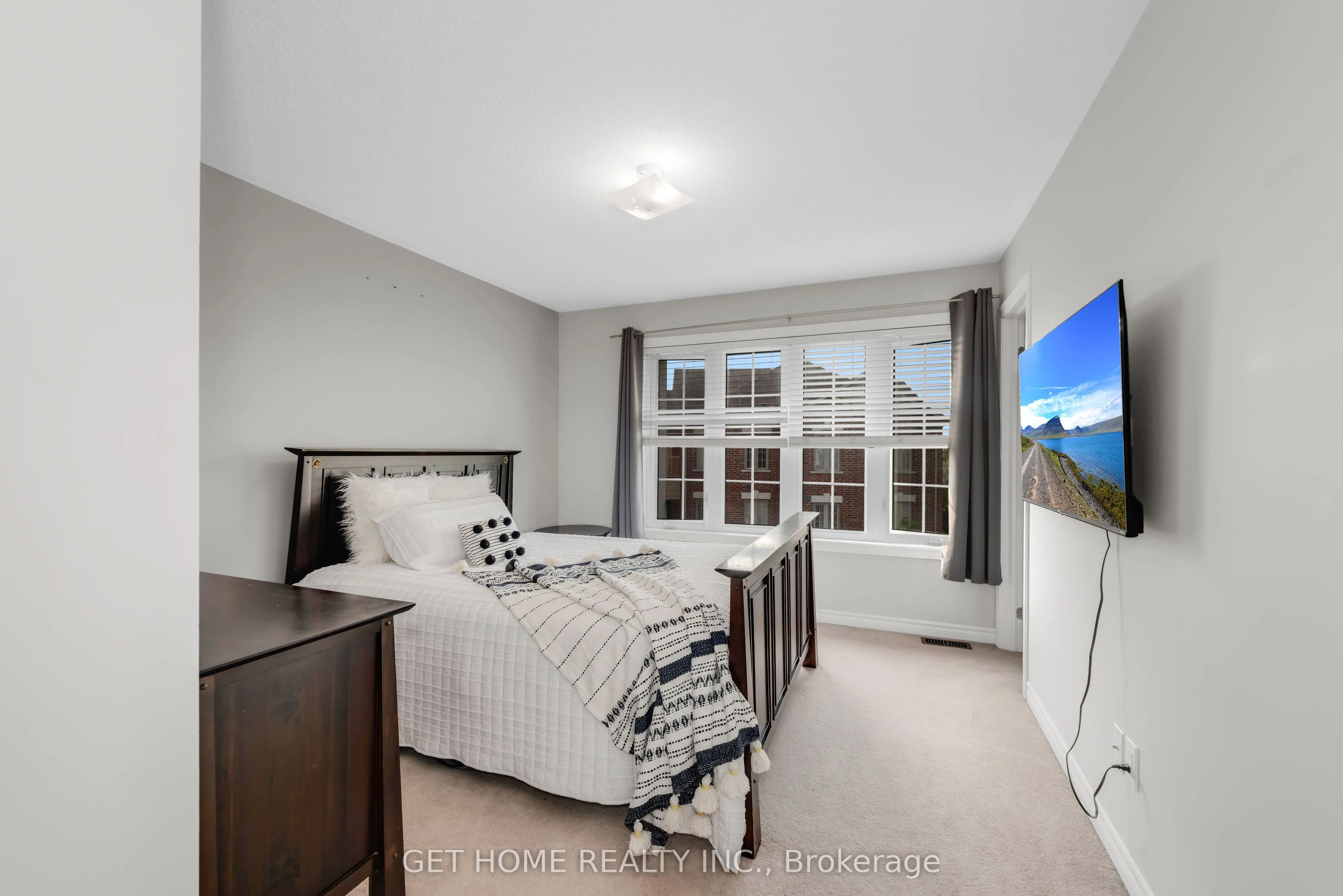 21 Rabbit Run Way