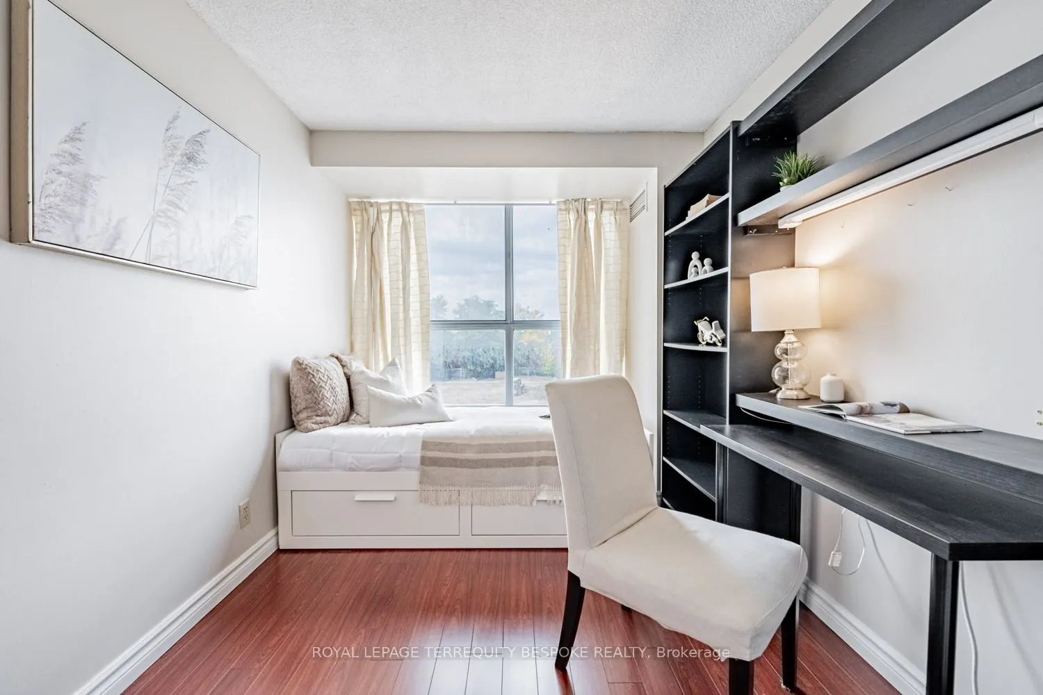 25 Trailwood Drive, #303