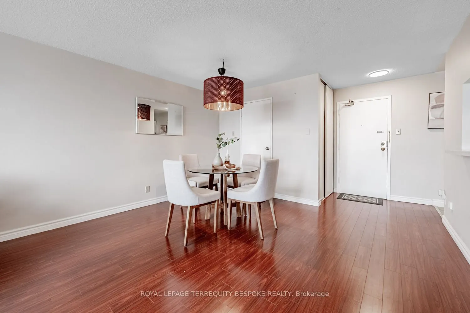 25 Trailwood Drive, #303