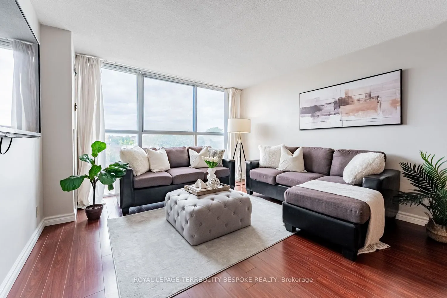 25 Trailwood Drive, #303