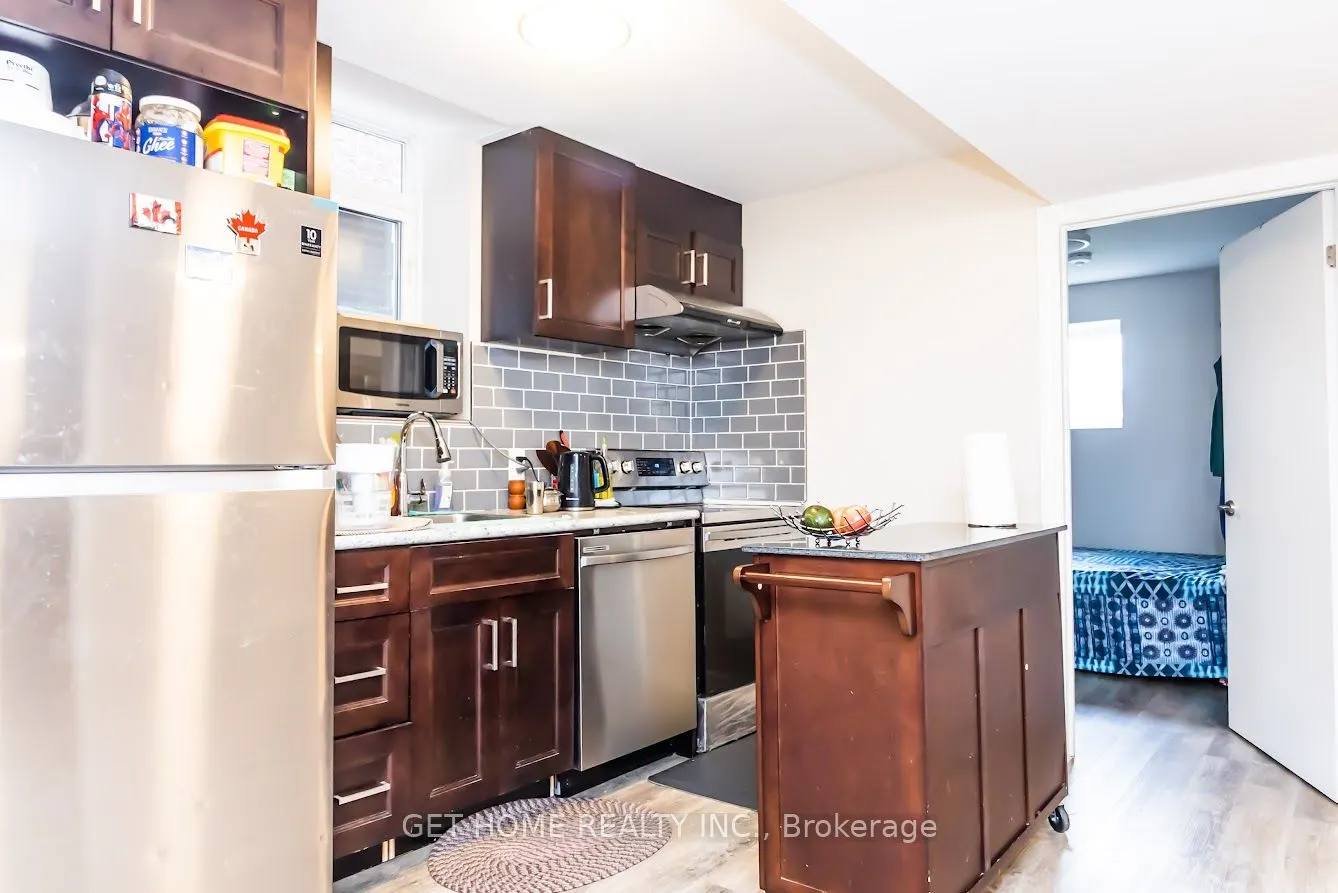 18 Haverstock Crescent