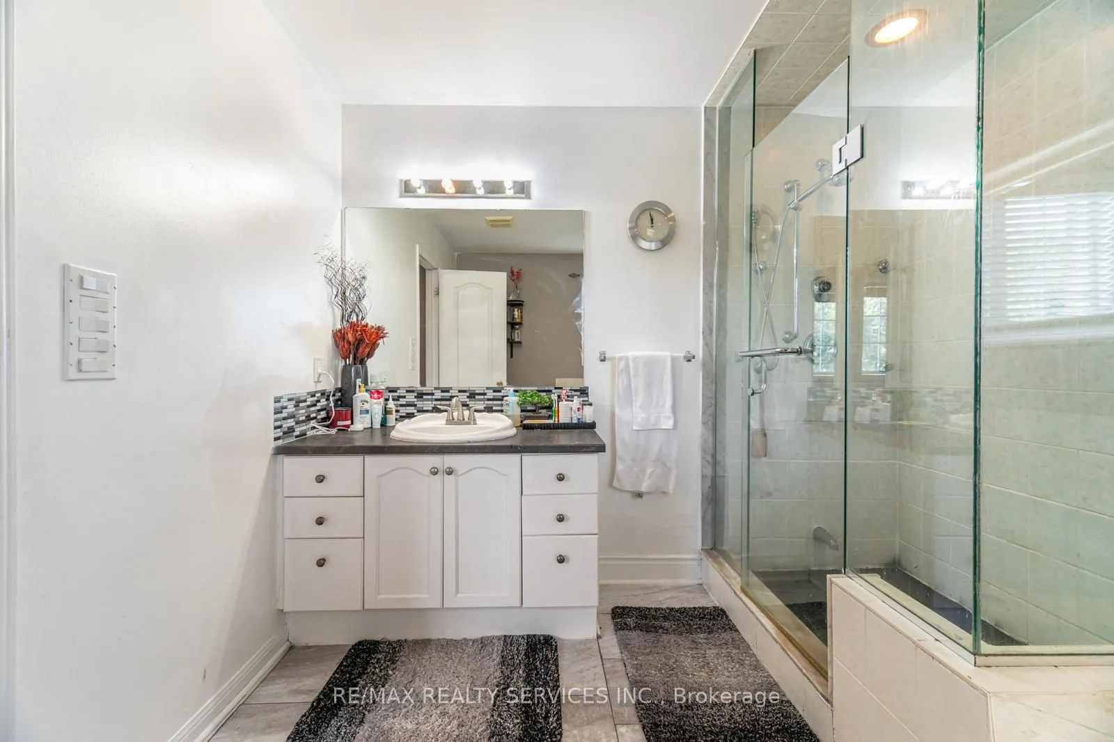 130 Dells Acres
