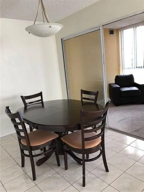 145 Hillcrest Avenue, #204