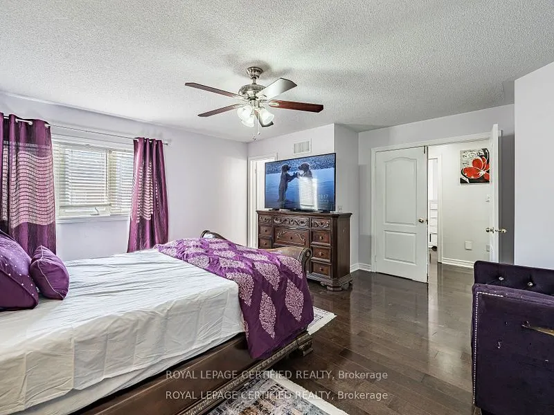 5 Treeline Boulevard
