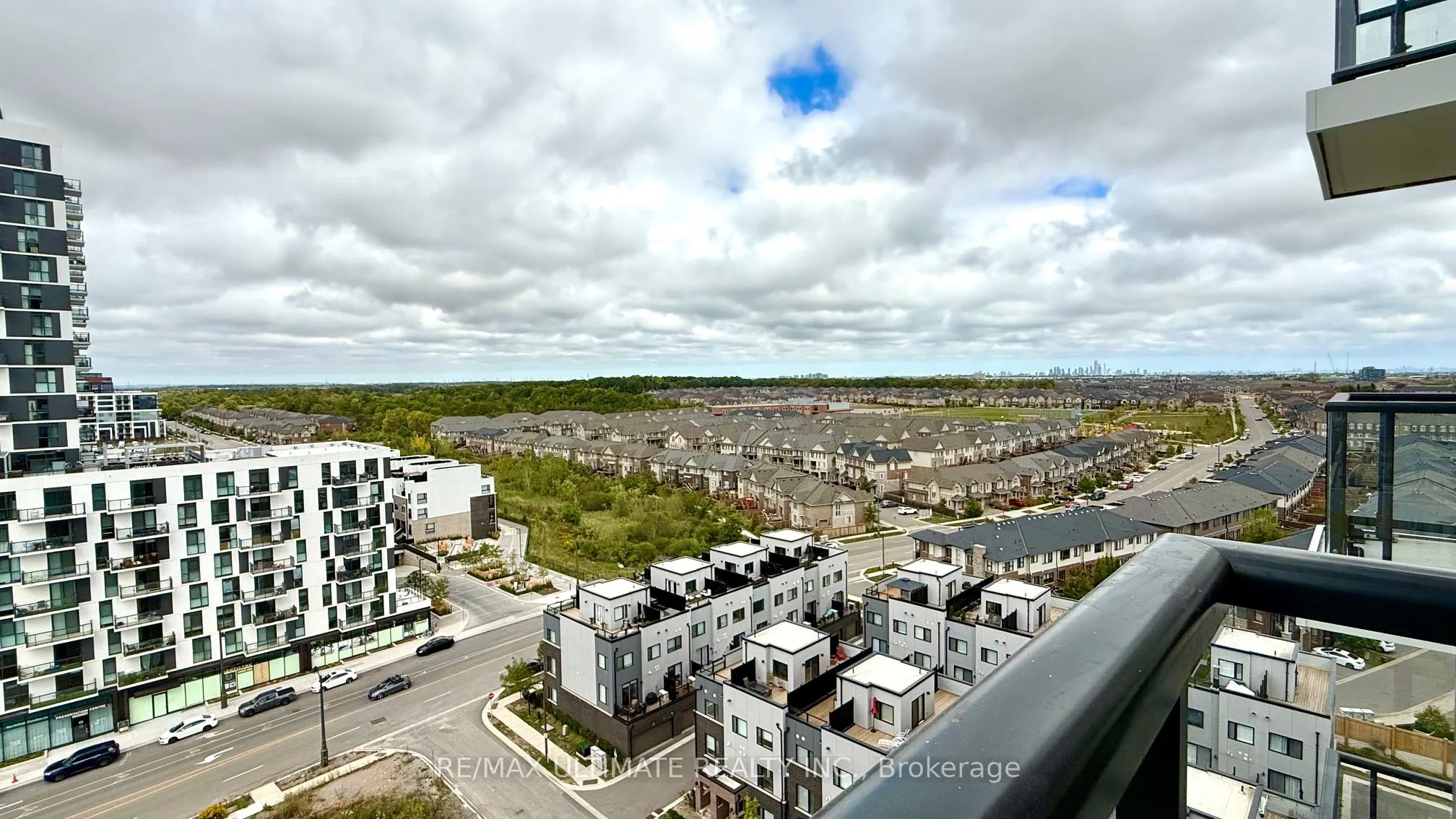 3079 Trafalgar Road, #1206
