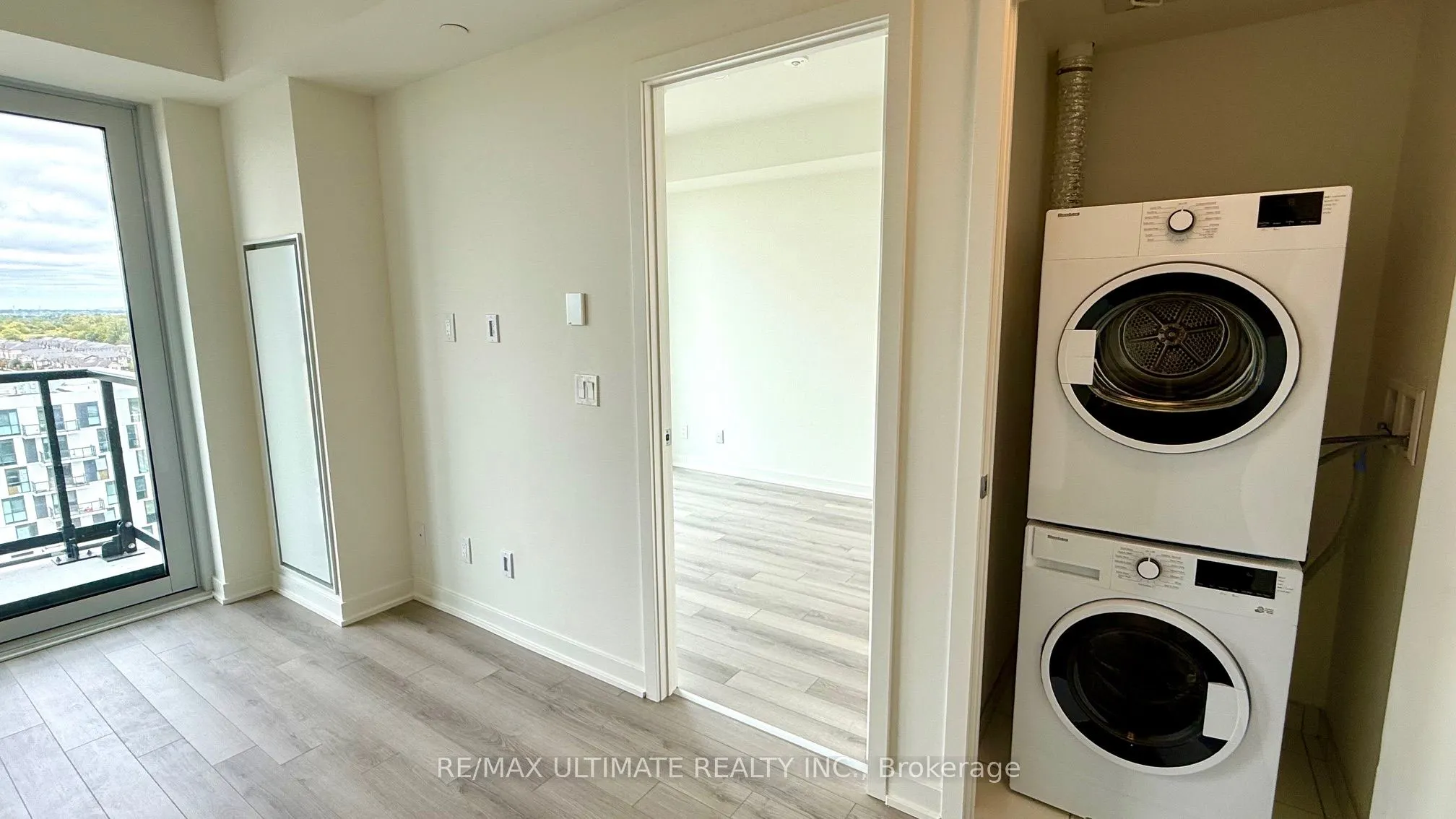 3079 Trafalgar Road, #1206
