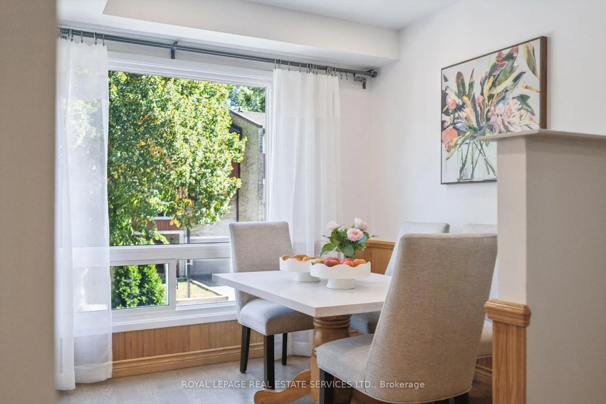 915 Inverhouse Drive, #24