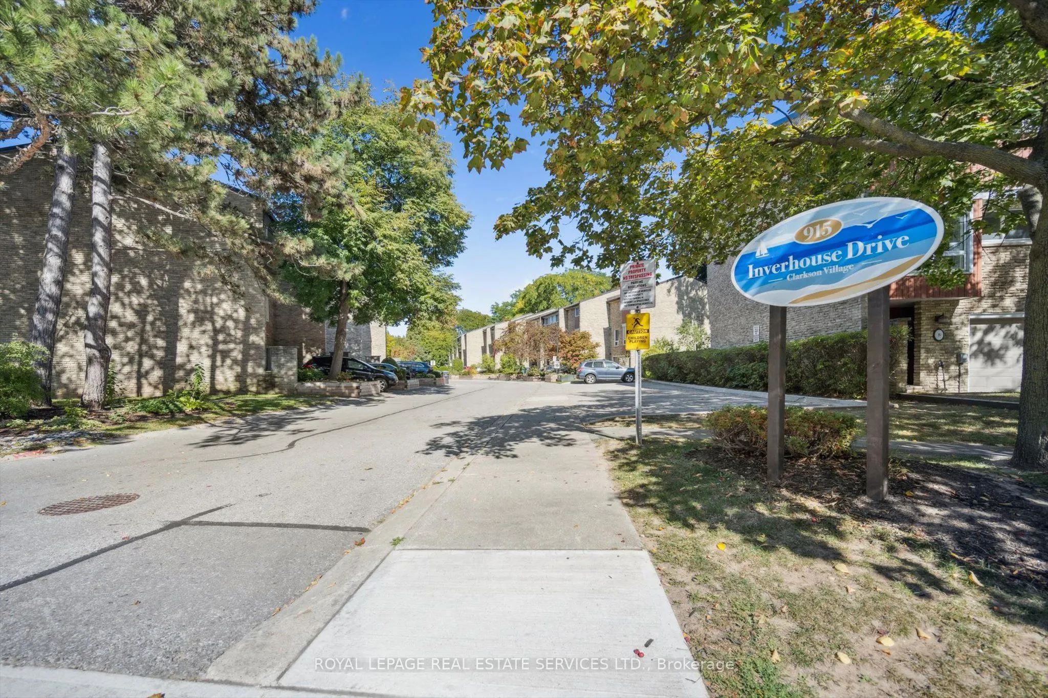 915 Inverhouse Drive, #24