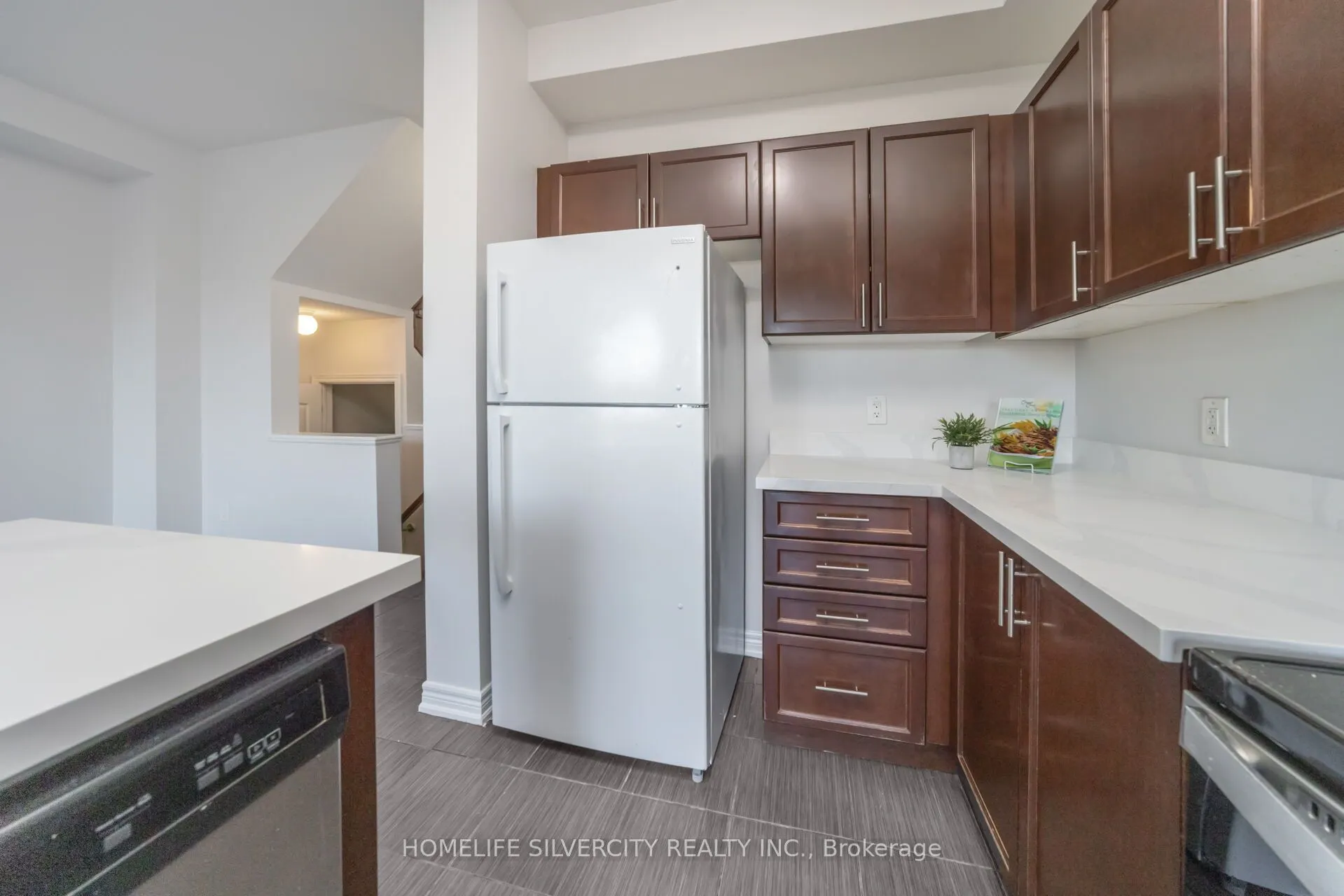 44 Davenfield Circle