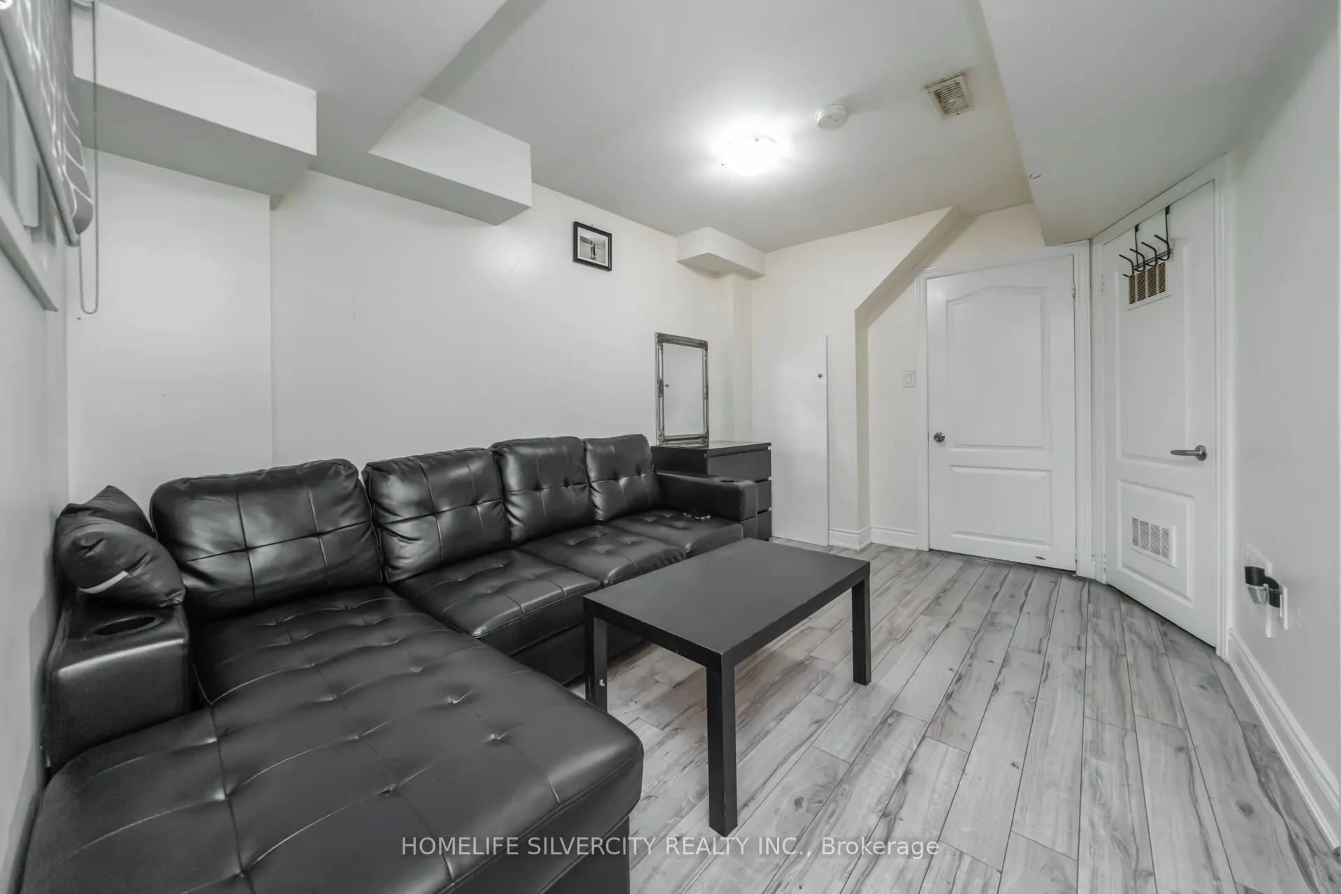 44 Davenfield Circle