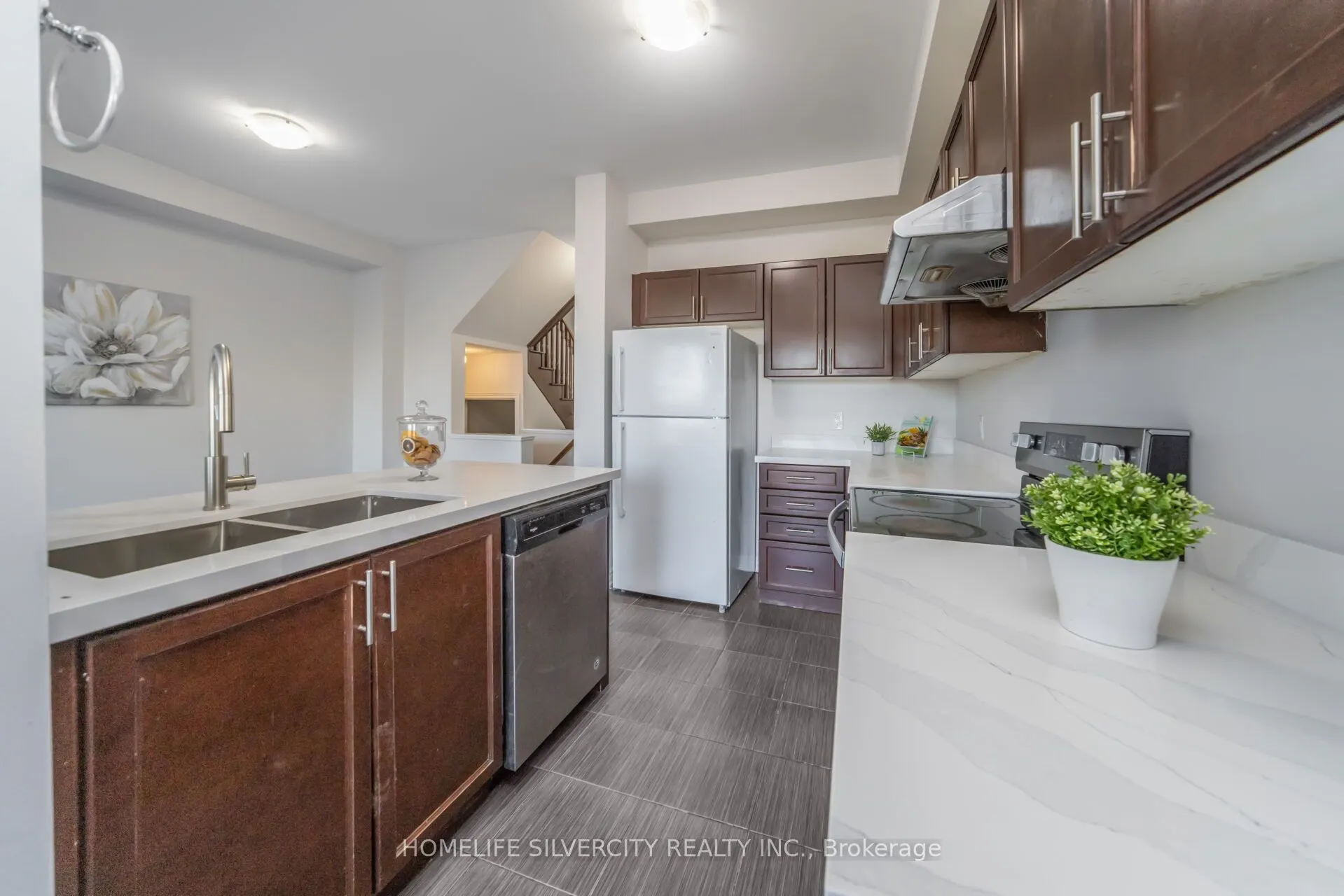 44 Davenfield Circle