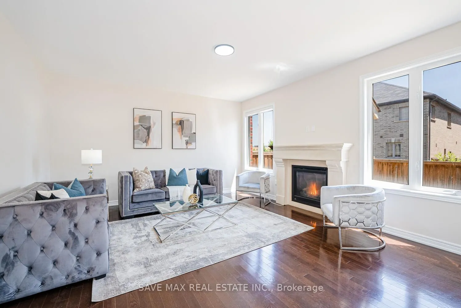 4 Hanbury Crescent