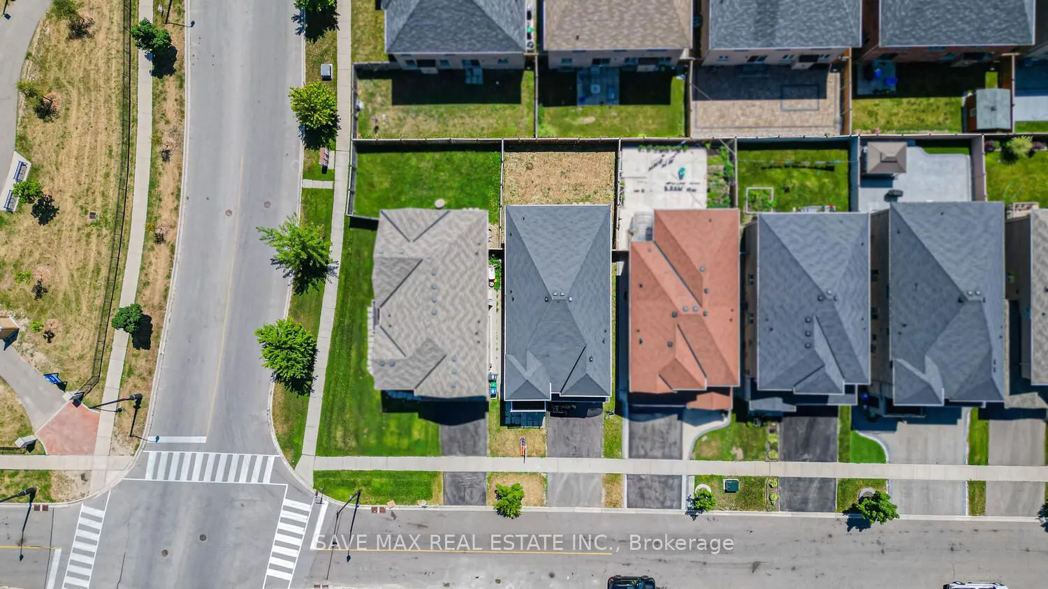 4 Hanbury Crescent