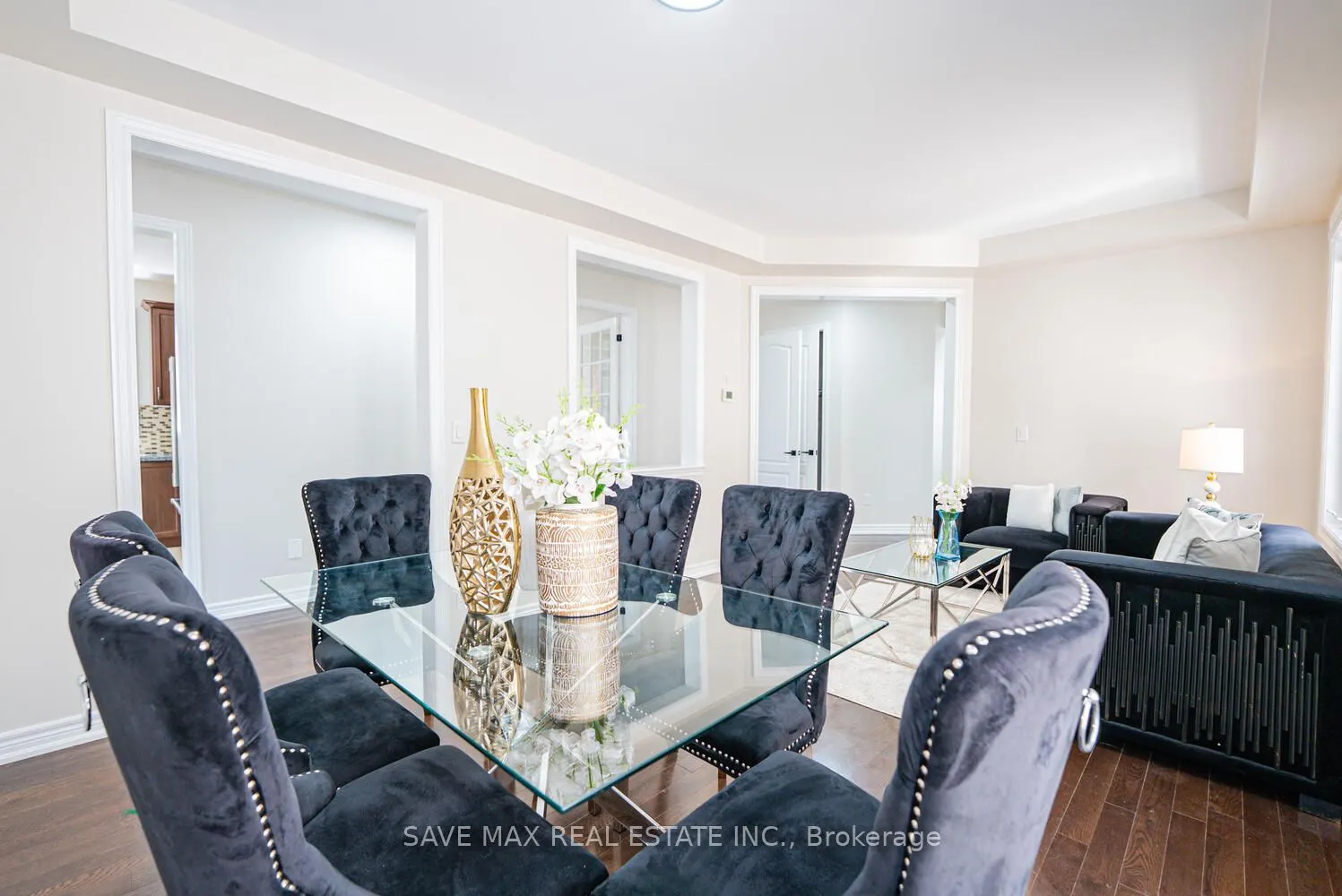4 Hanbury Crescent