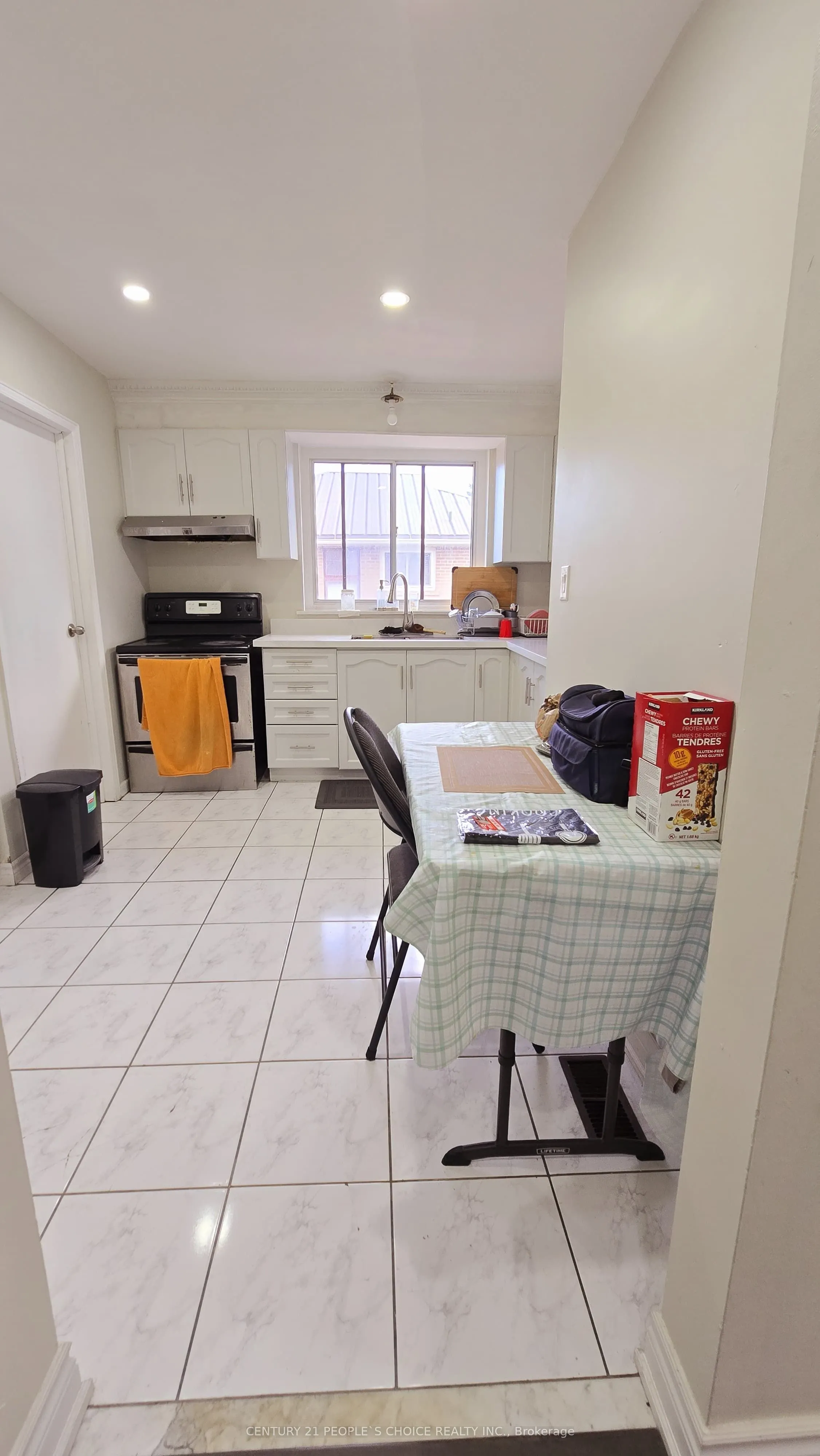 22 Murchison Crescent