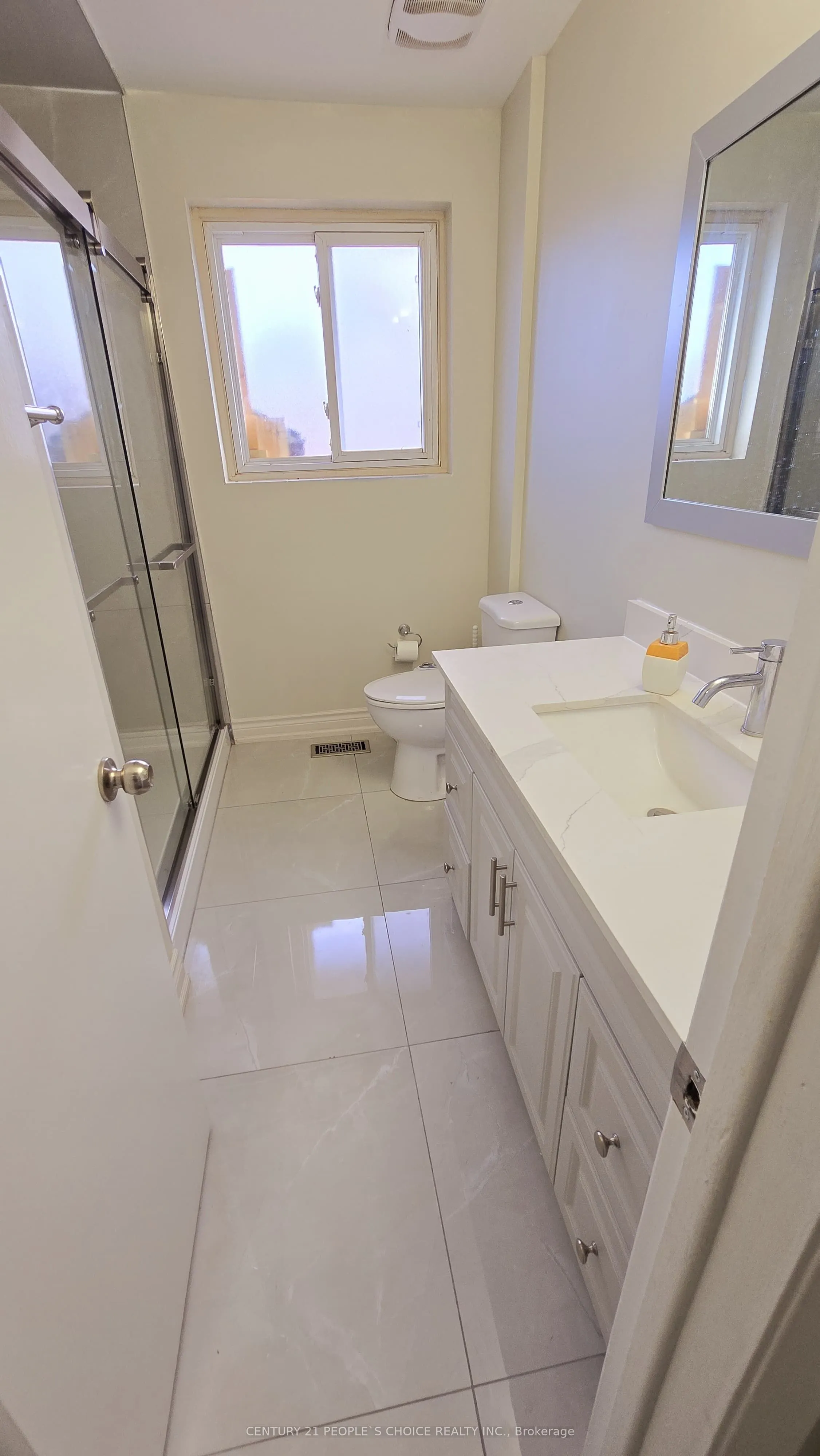 22 Murchison Crescent