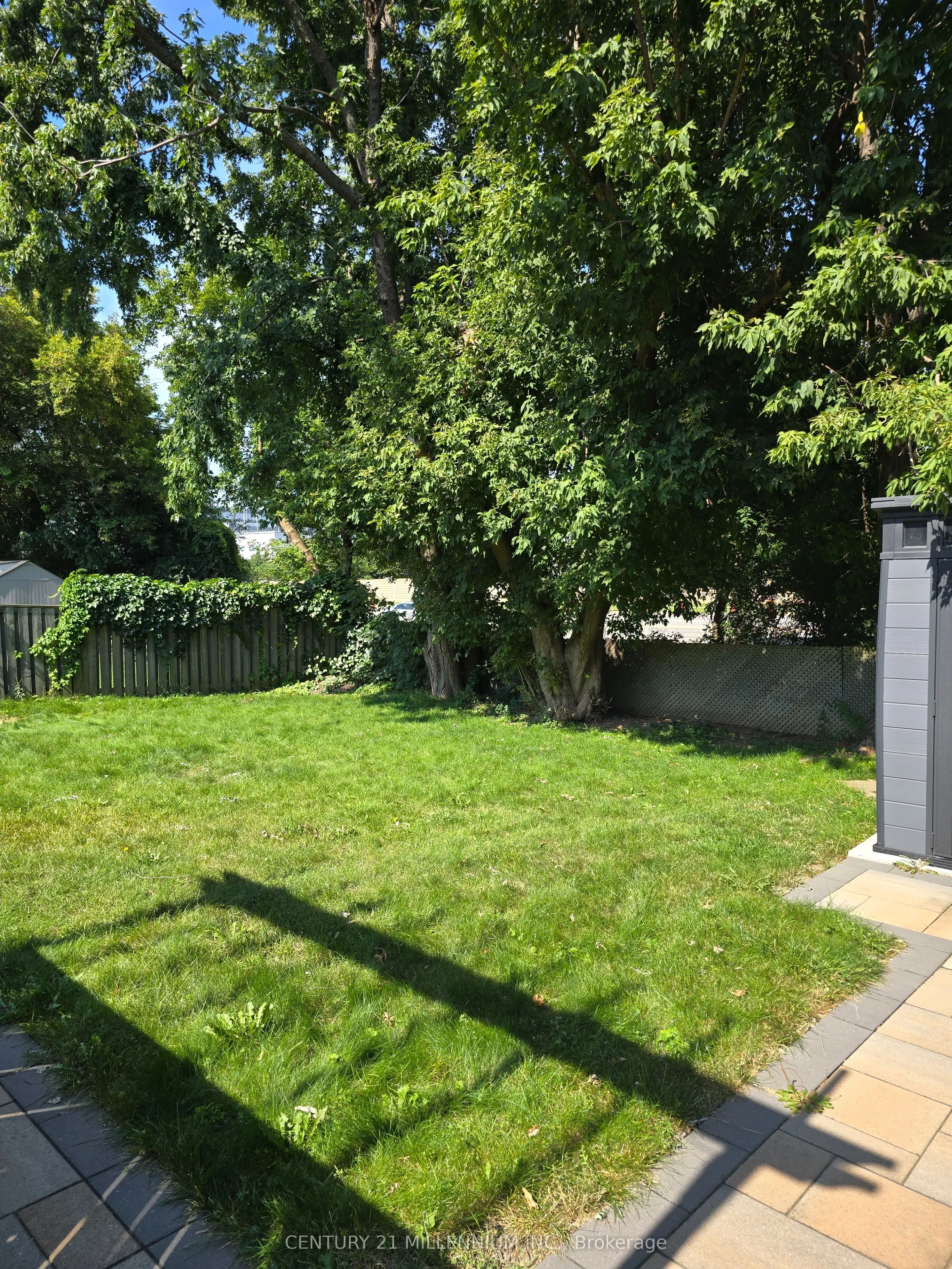 51 Mancroft Crescent