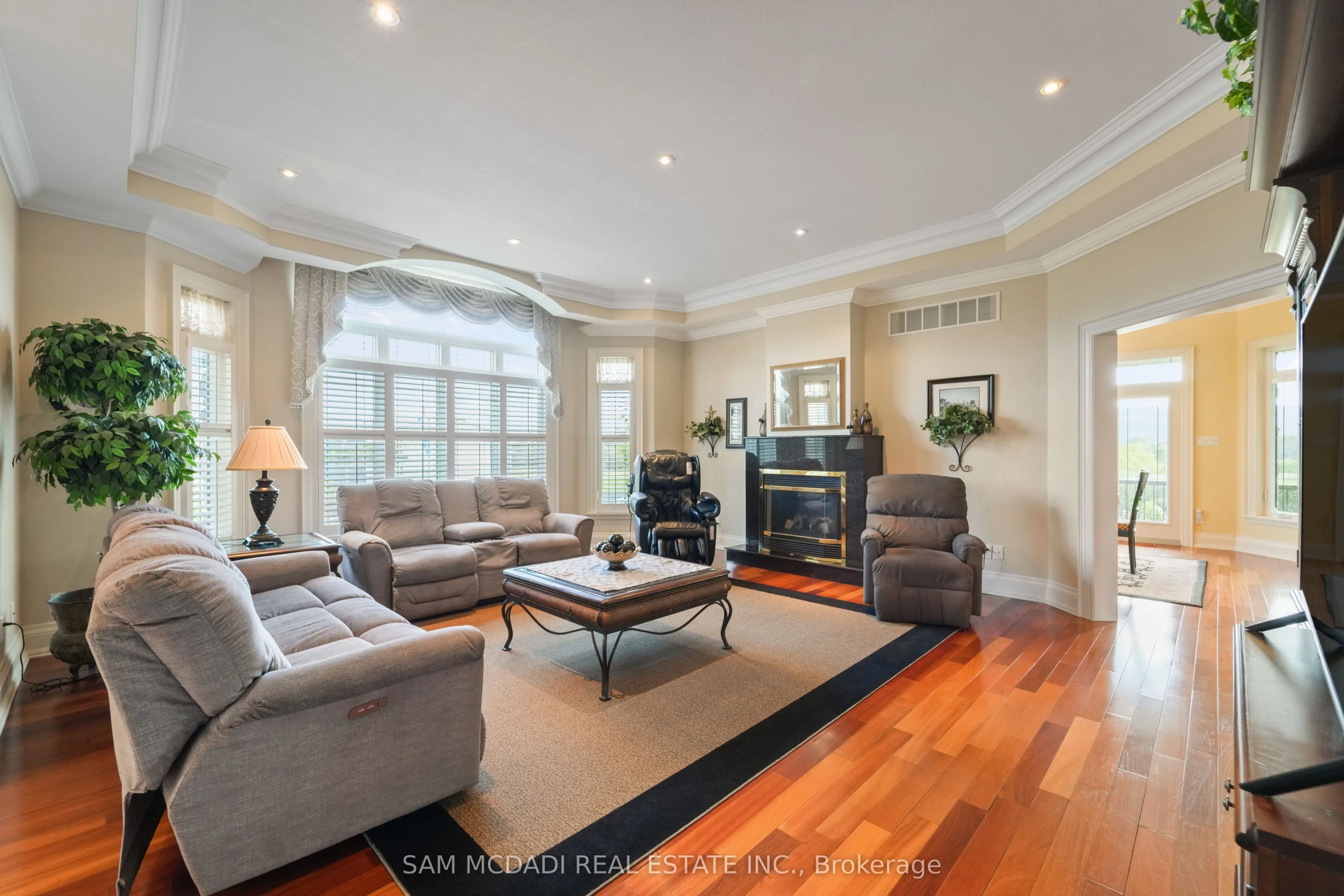5431 Appleby Line