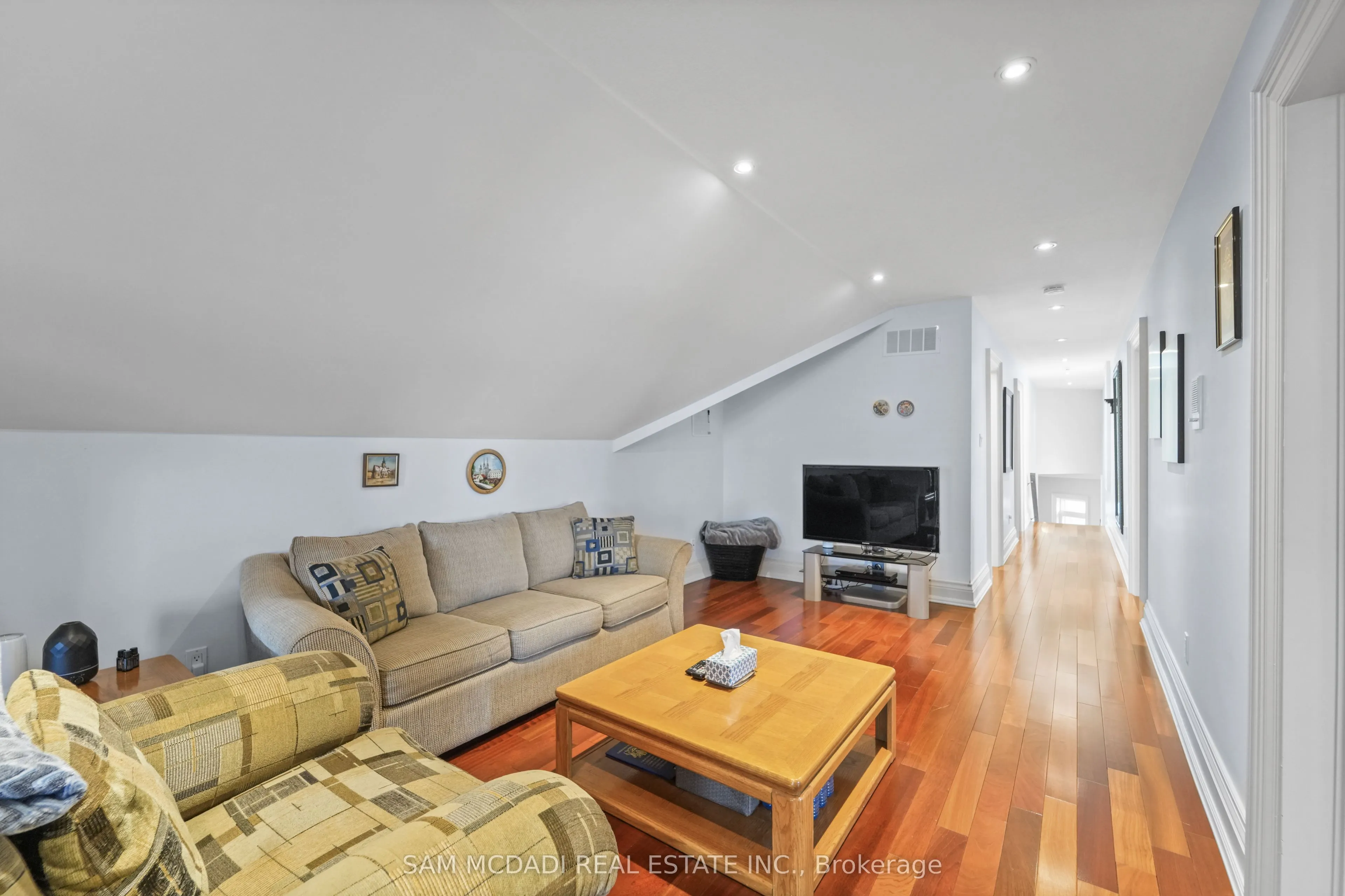 5431 Appleby Line