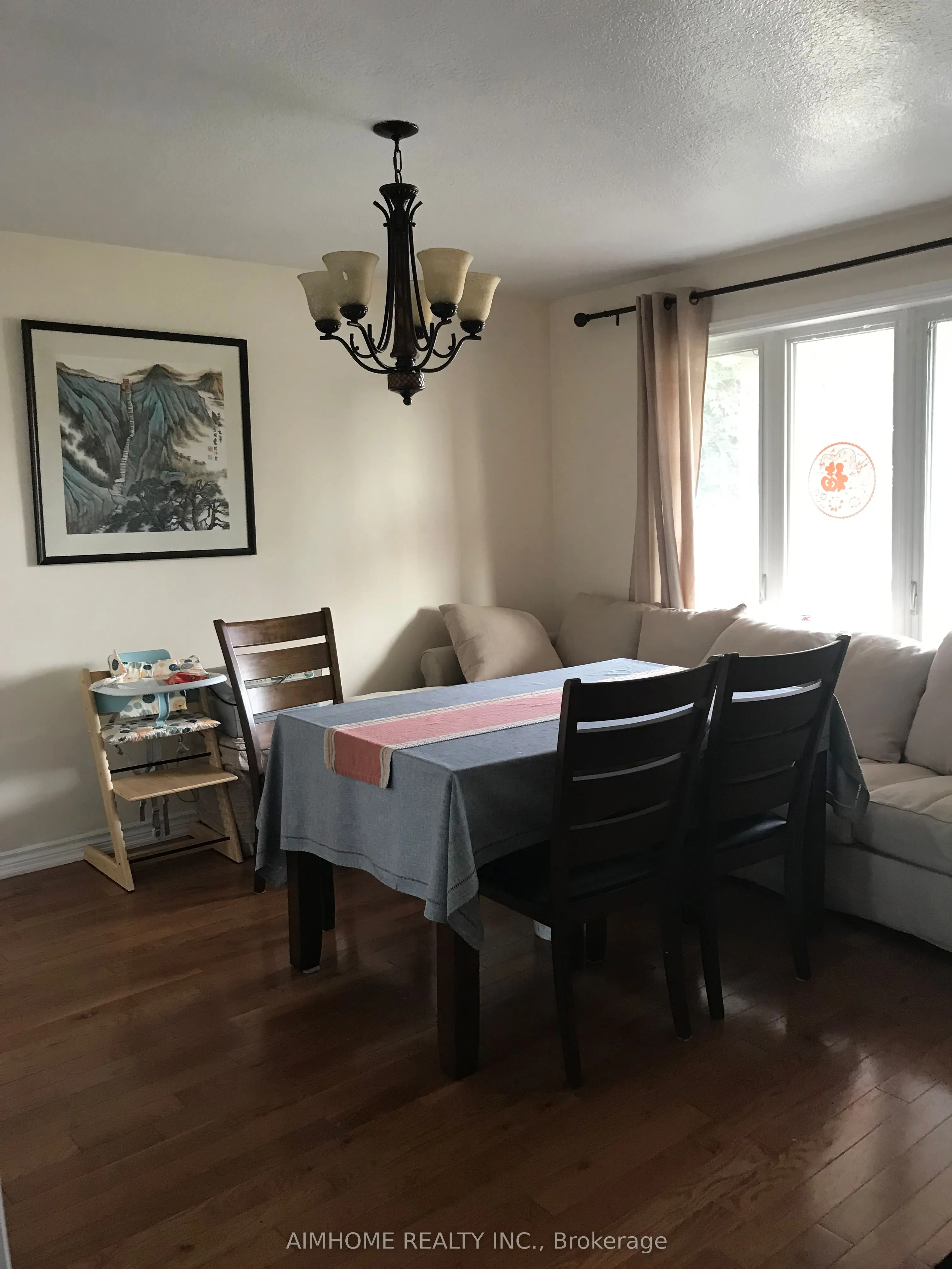 34 Battersea Cres. Battersea Crescent W, #Main
