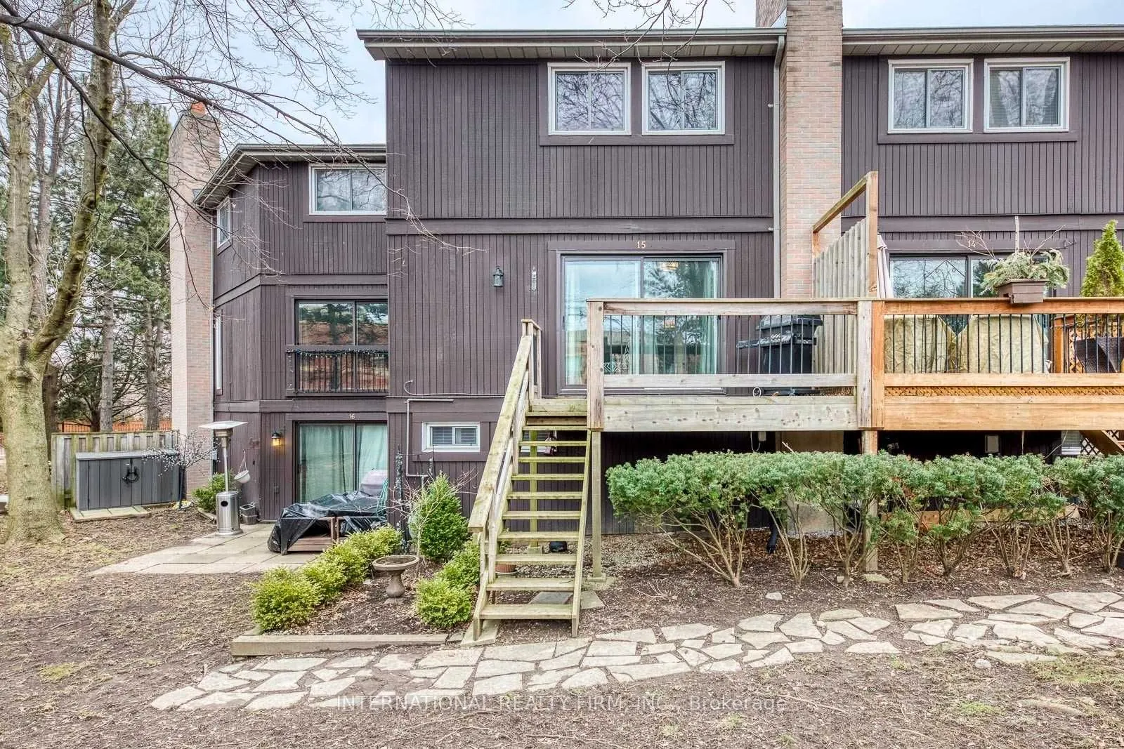 6855 Glen Erin Drive, #15