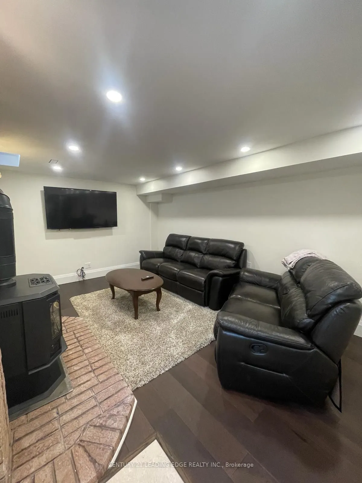 1000 Lovingston Crescent