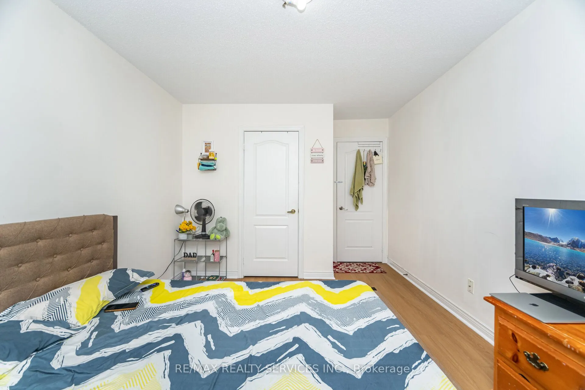 120 Leeward Drive