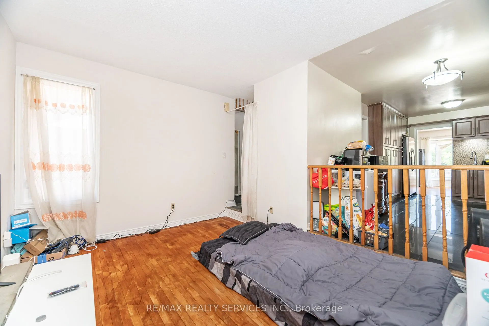 120 Leeward Drive