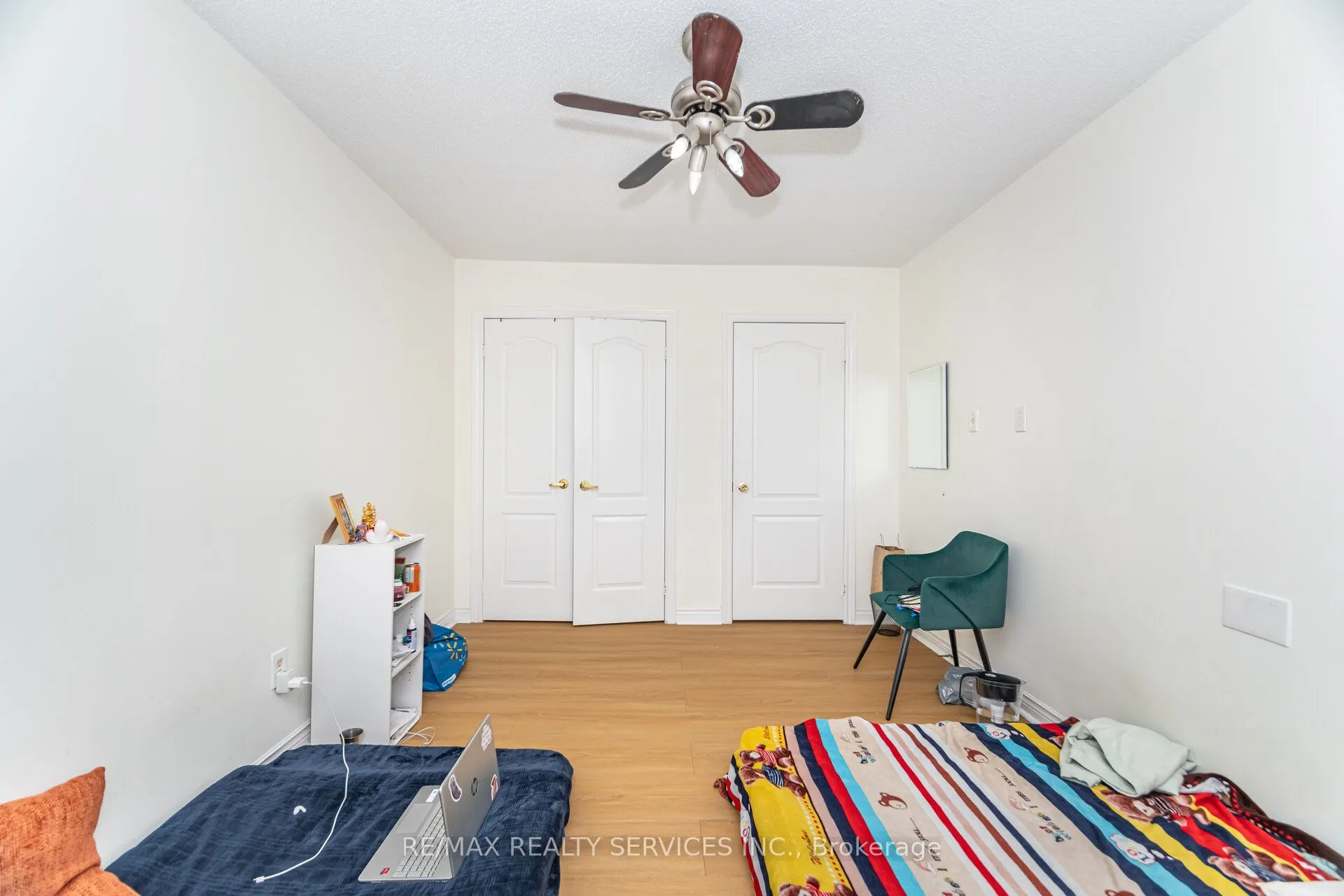 120 Leeward Drive