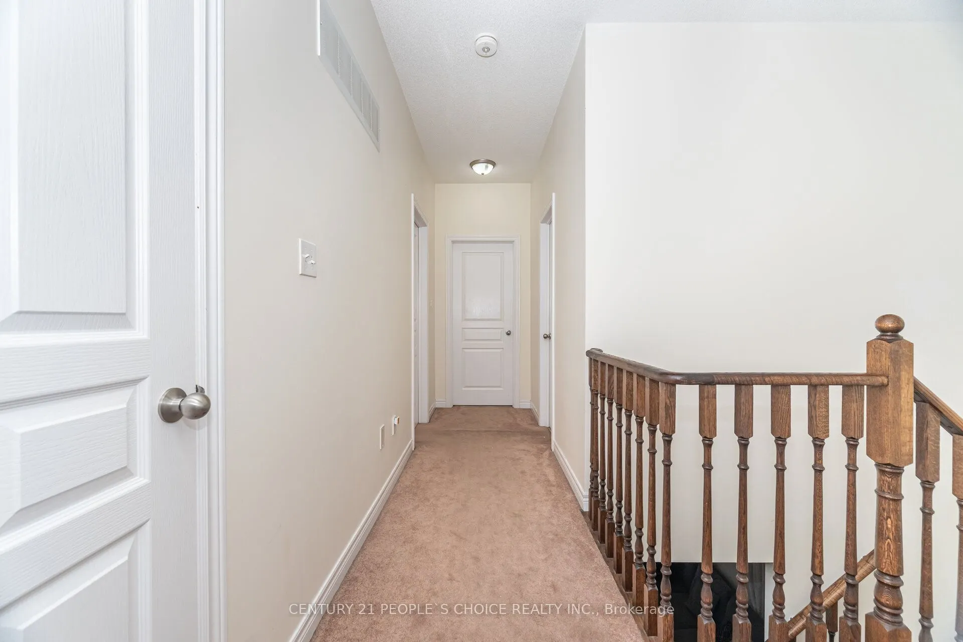 8 Fitzgibson Street