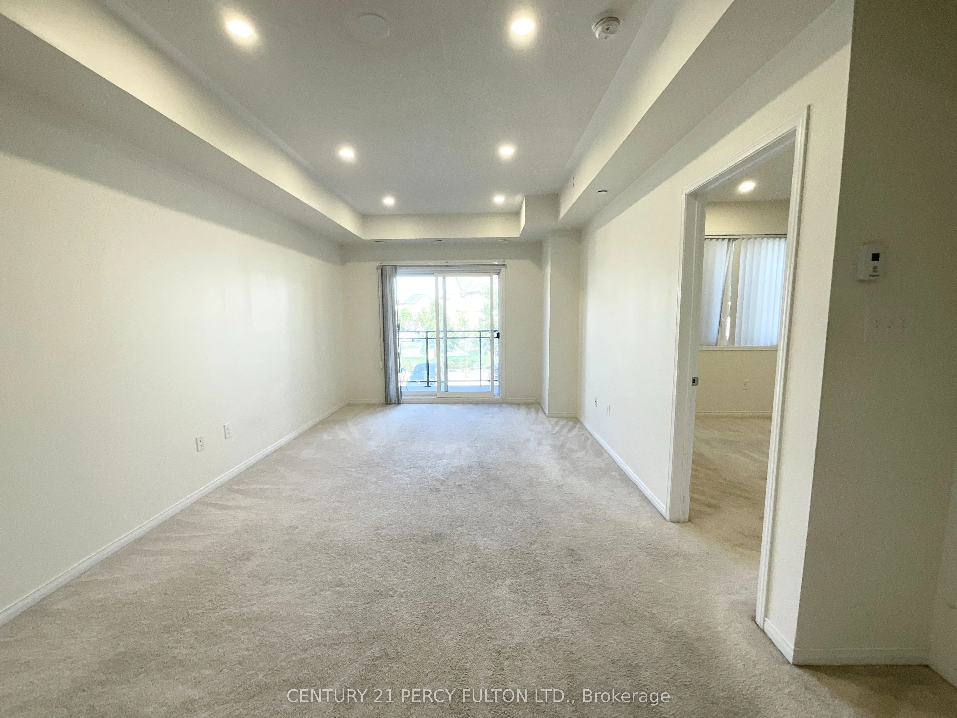 3055 Thomas Street, #201