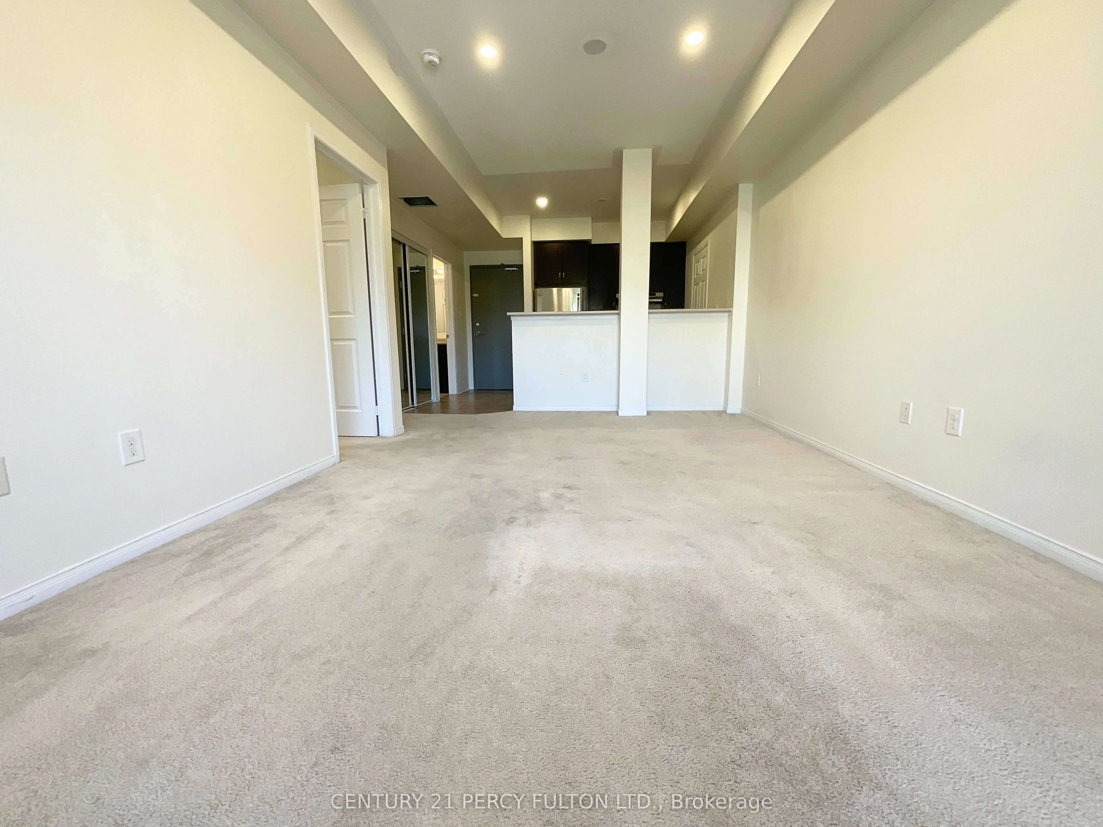 3055 Thomas Street, #201