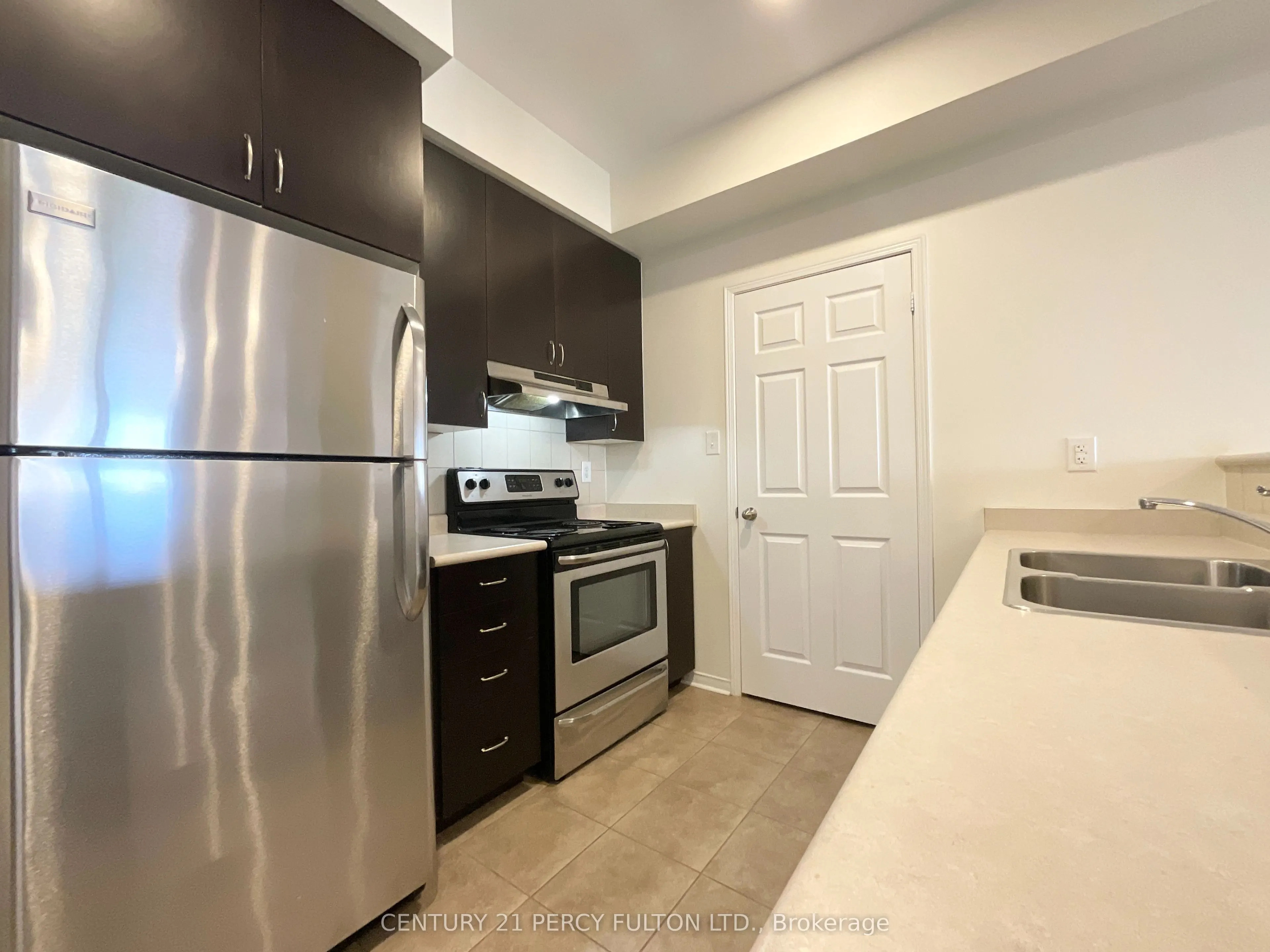 3055 Thomas Street, #201