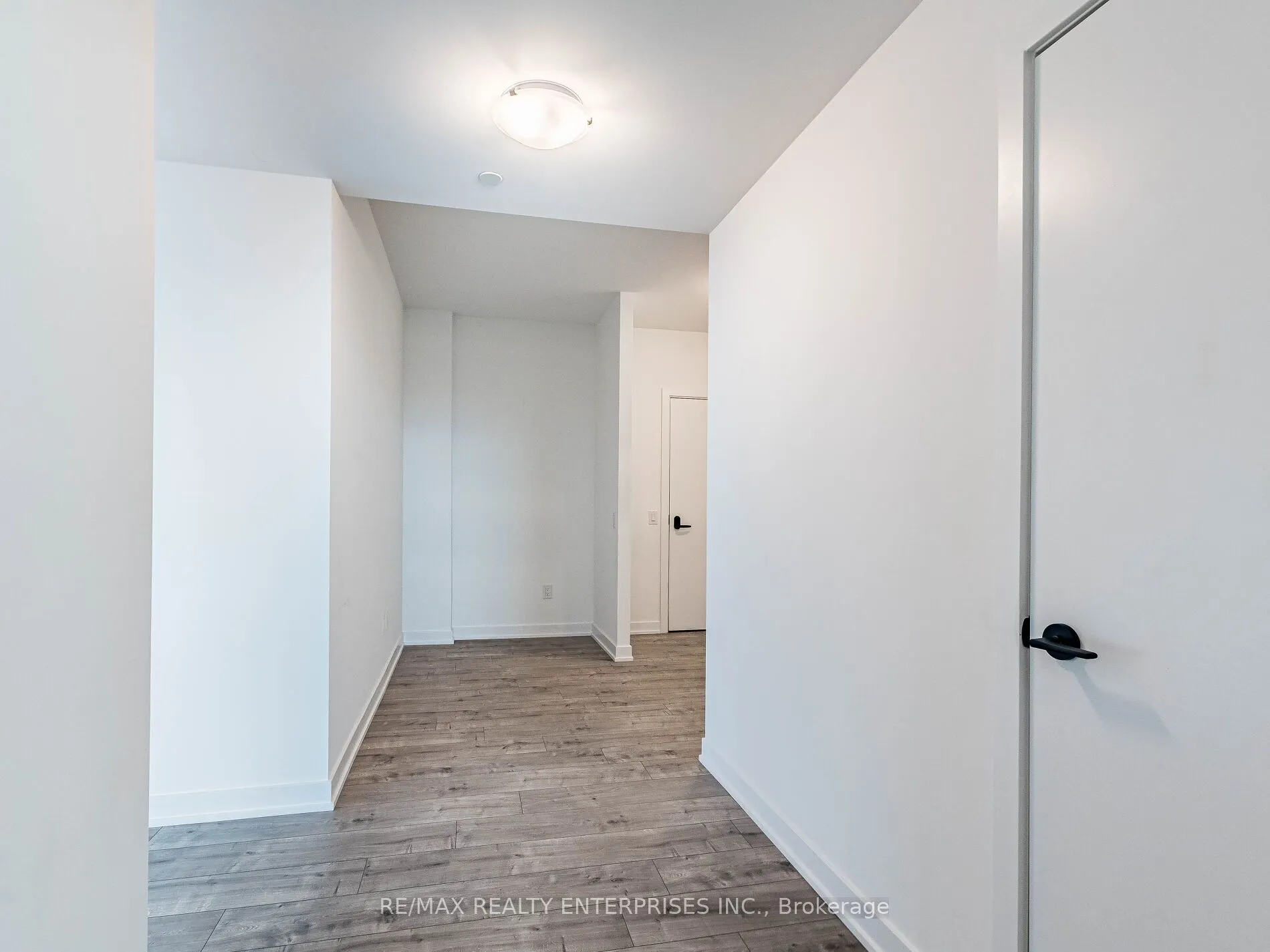 220 Missinnihe Way, #1212