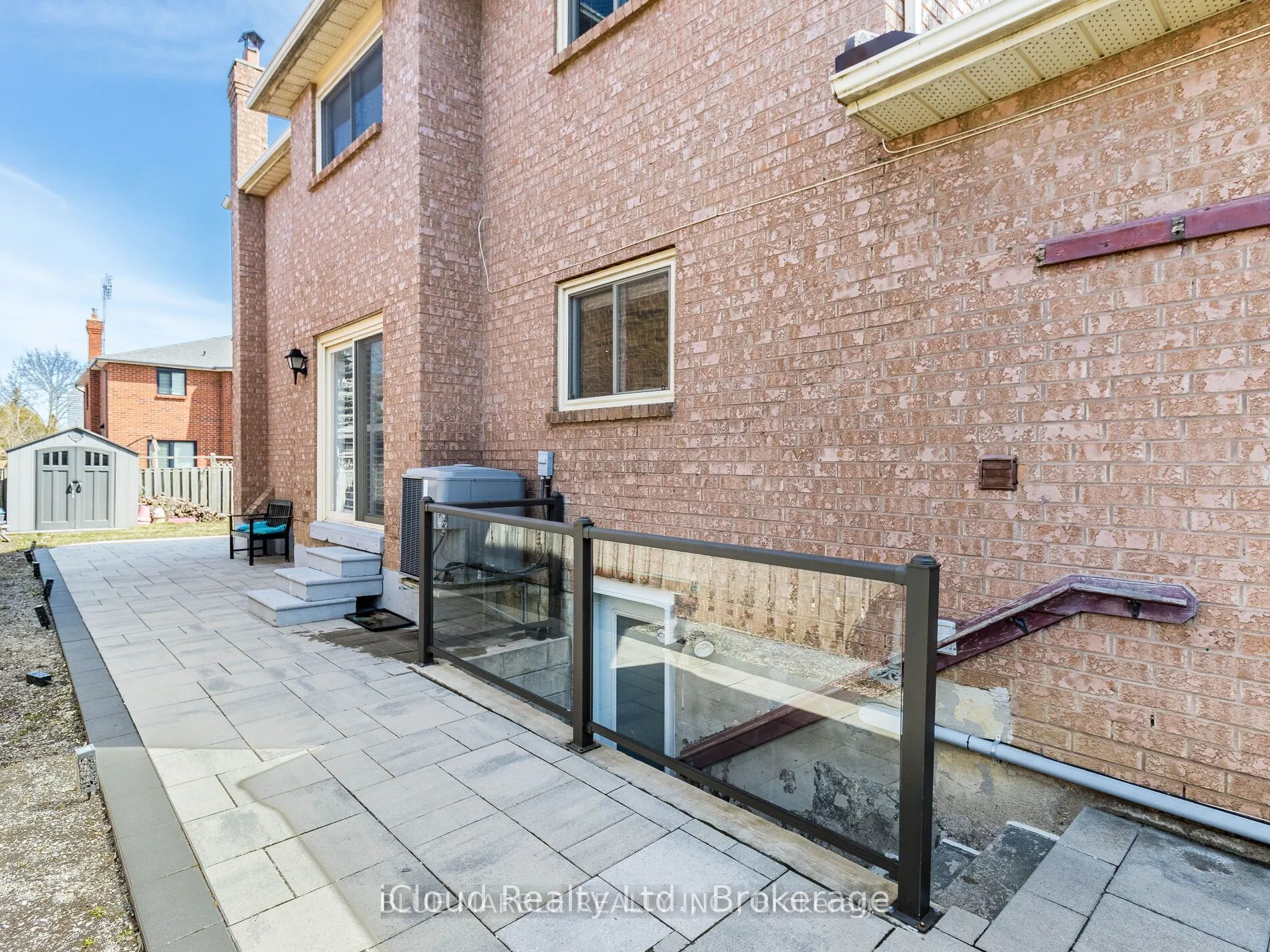 5242 Micmac Crescent, #Basement