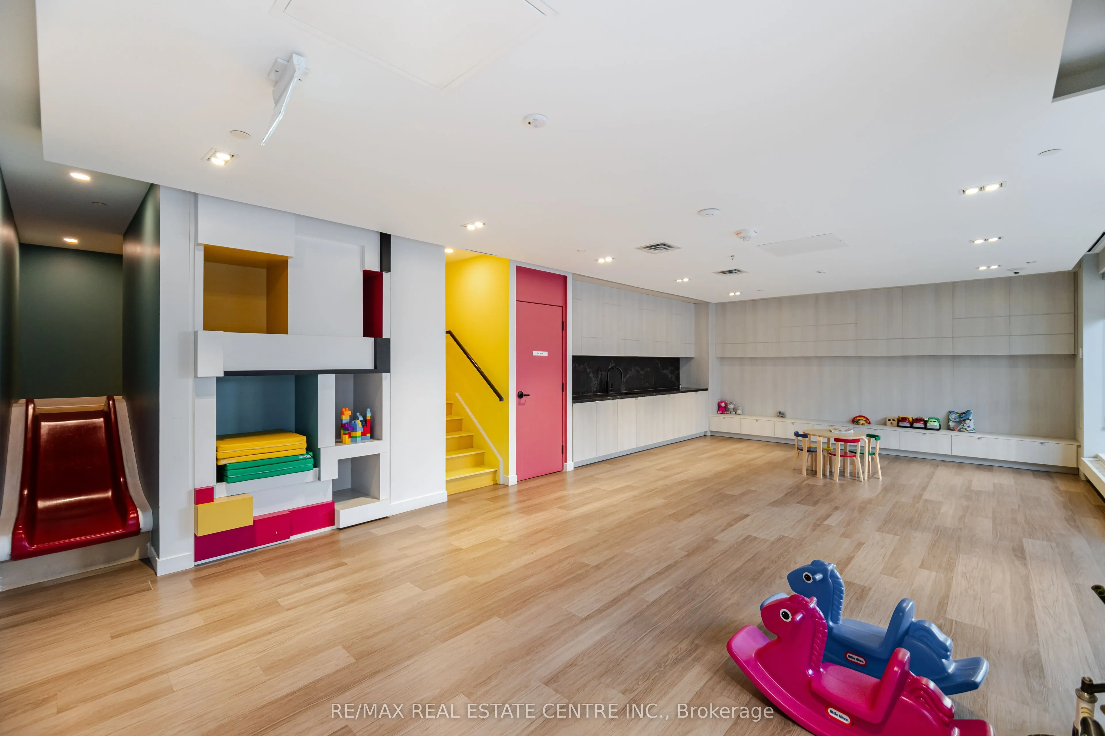 4065 Confederation Parkway, #4302