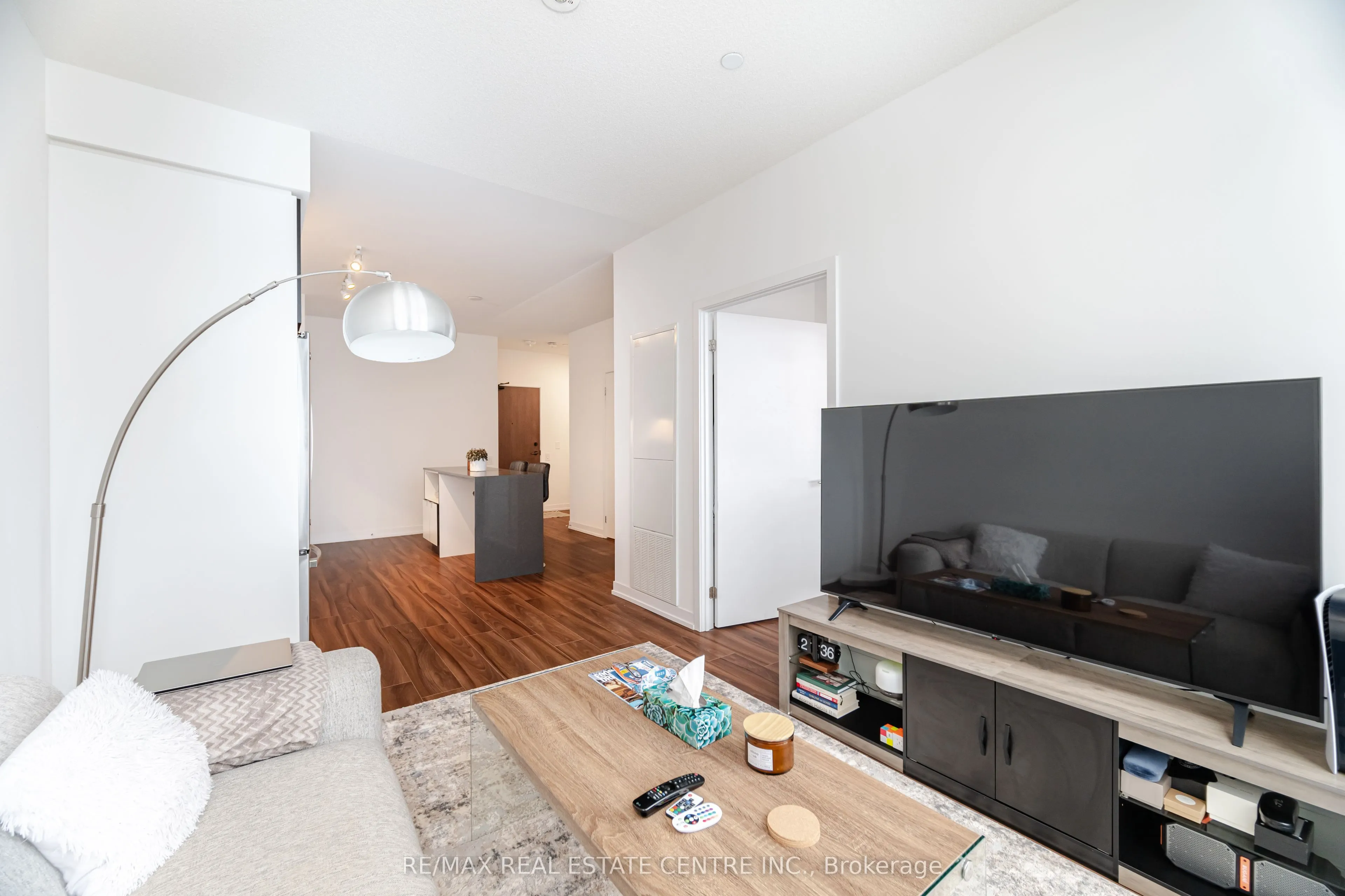 4065 Confederation Parkway, #4302