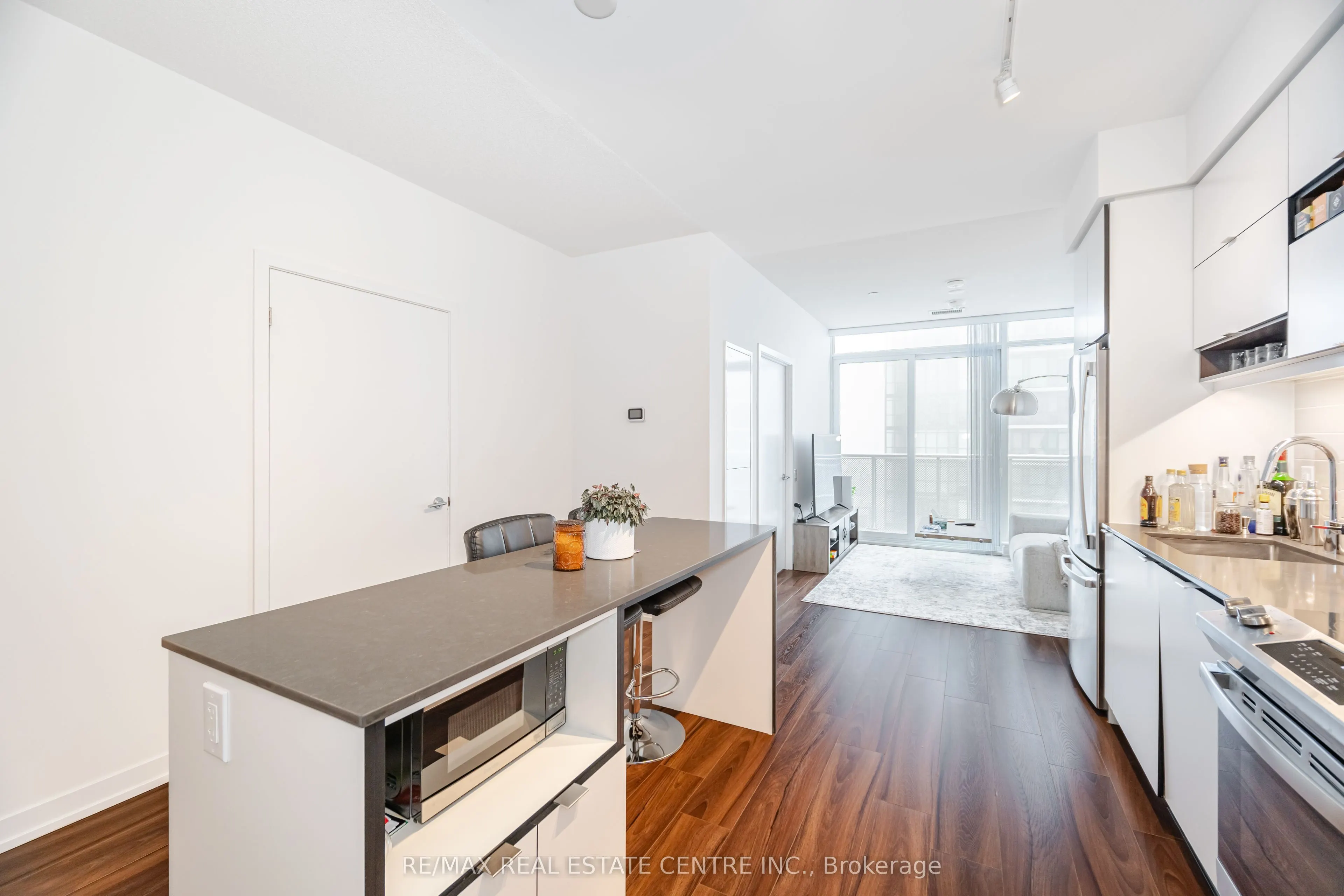 4065 Confederation Parkway, #4302