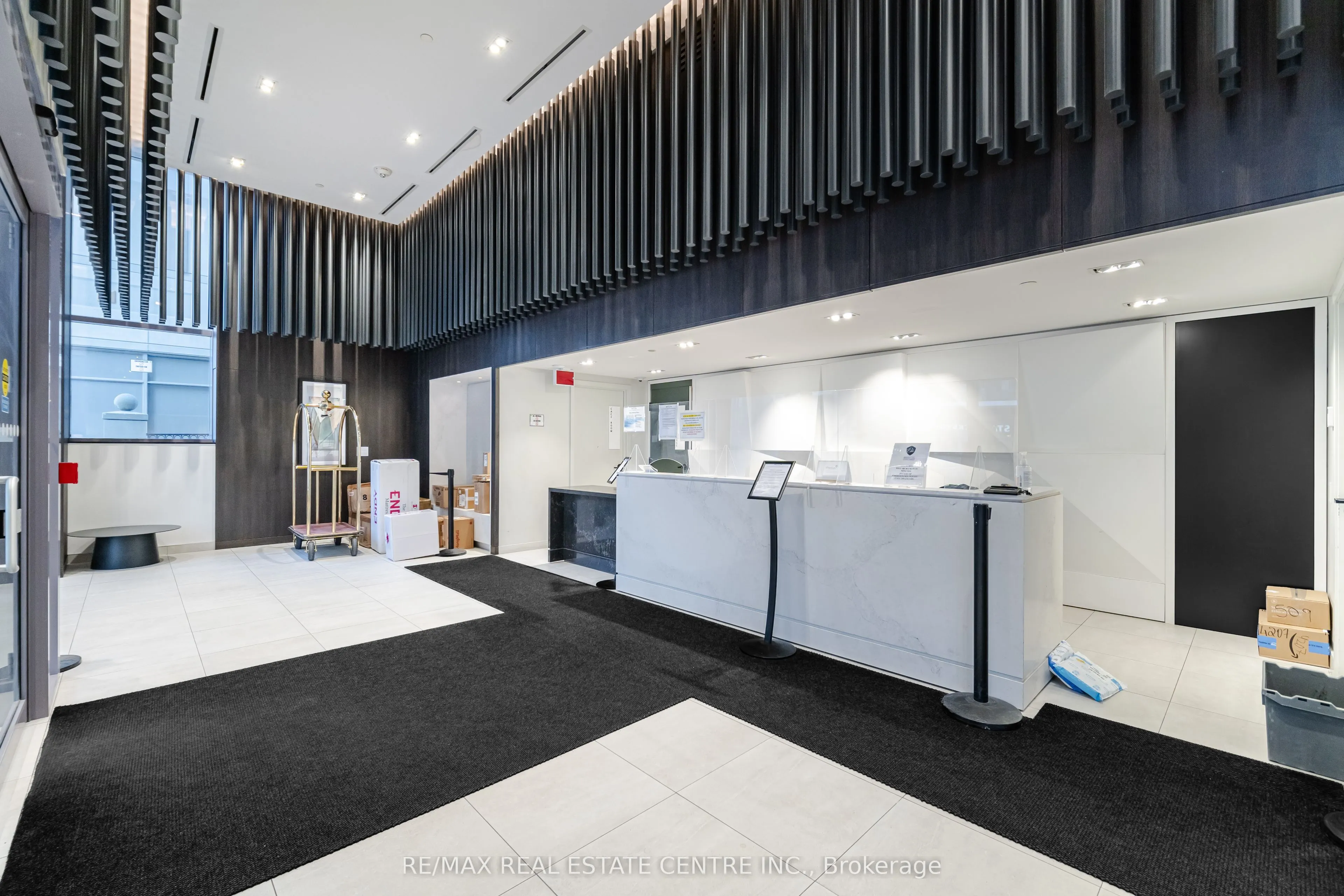 4065 Confederation Parkway, #4302