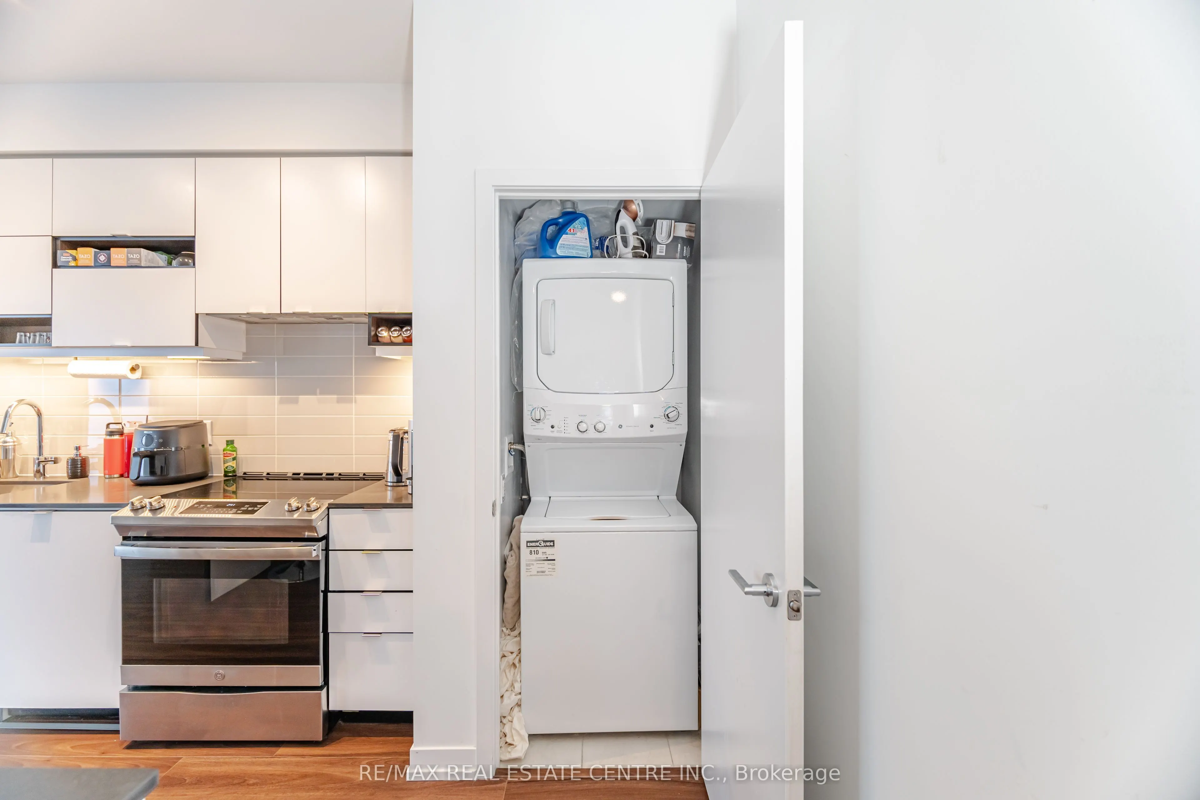 4065 Confederation Parkway, #4302