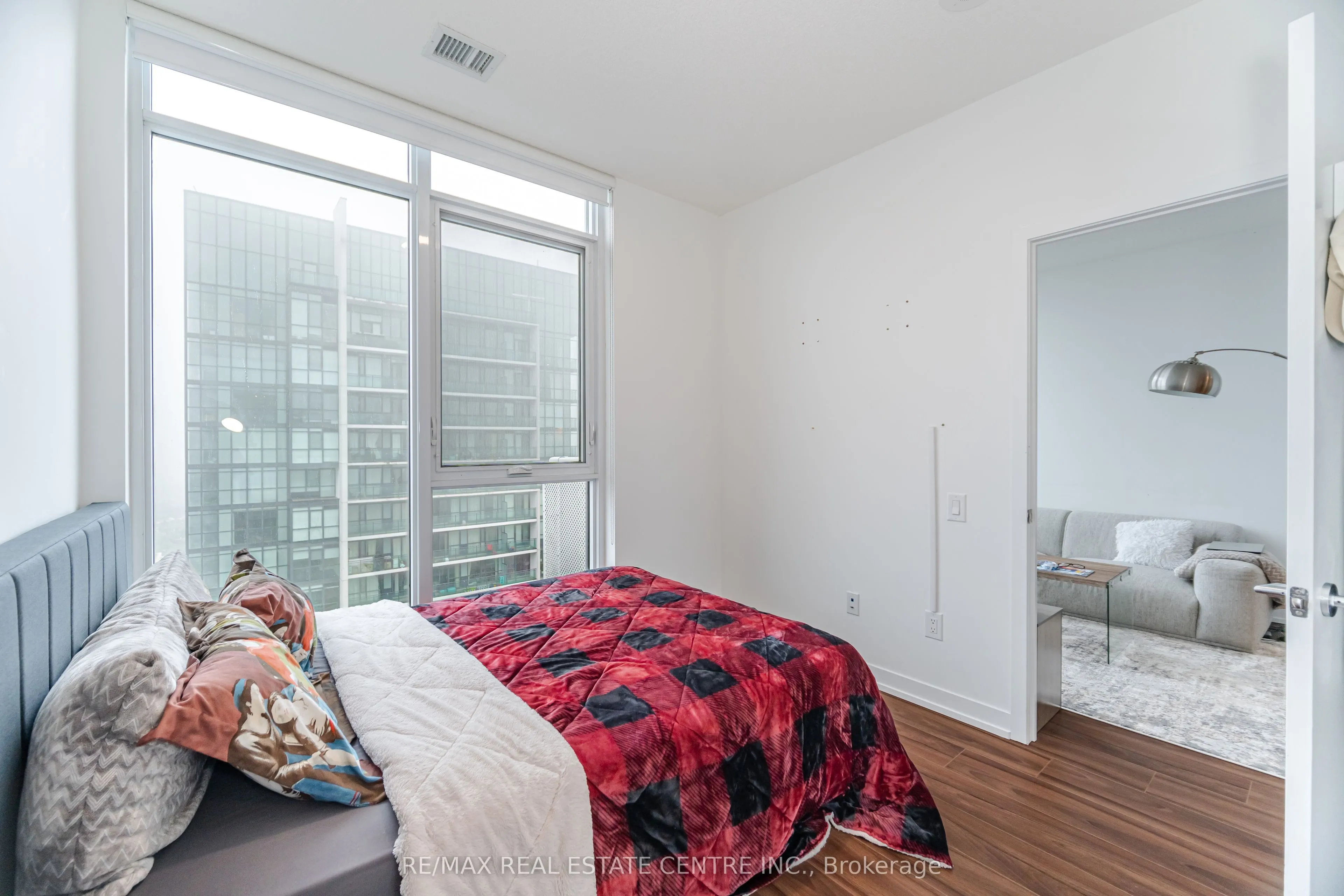 4065 Confederation Parkway, #4302