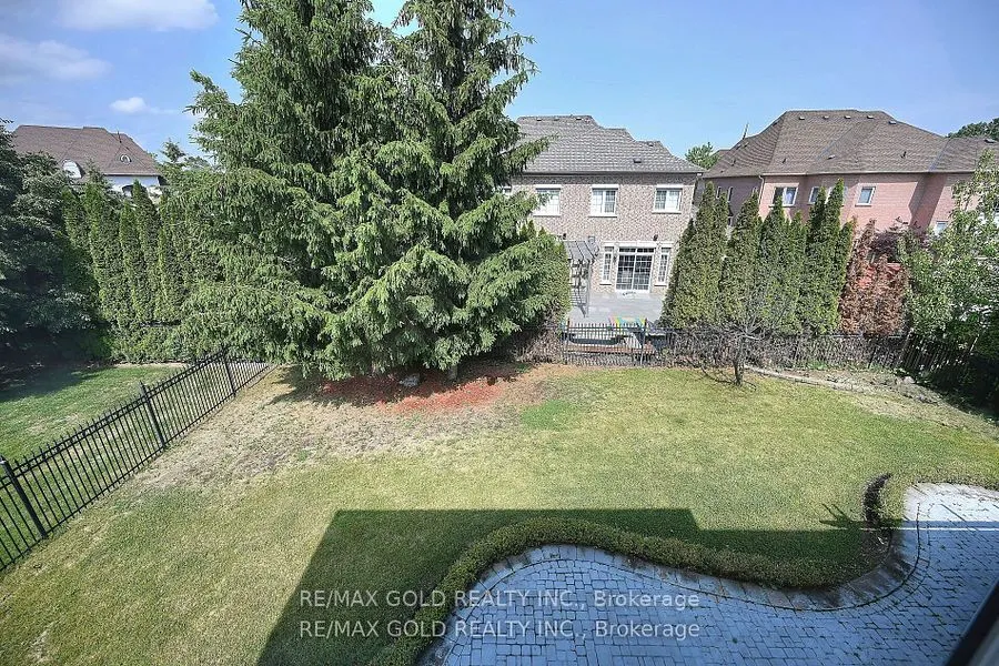 42 Louvain Drive