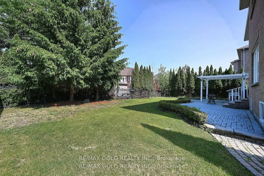 42 Louvain Drive