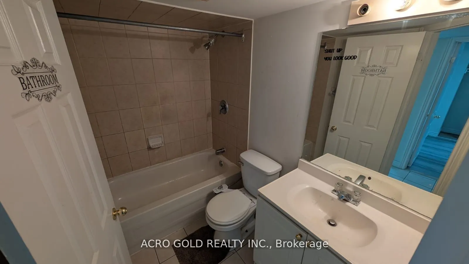 100 Major William Sharpe Drive W, #1