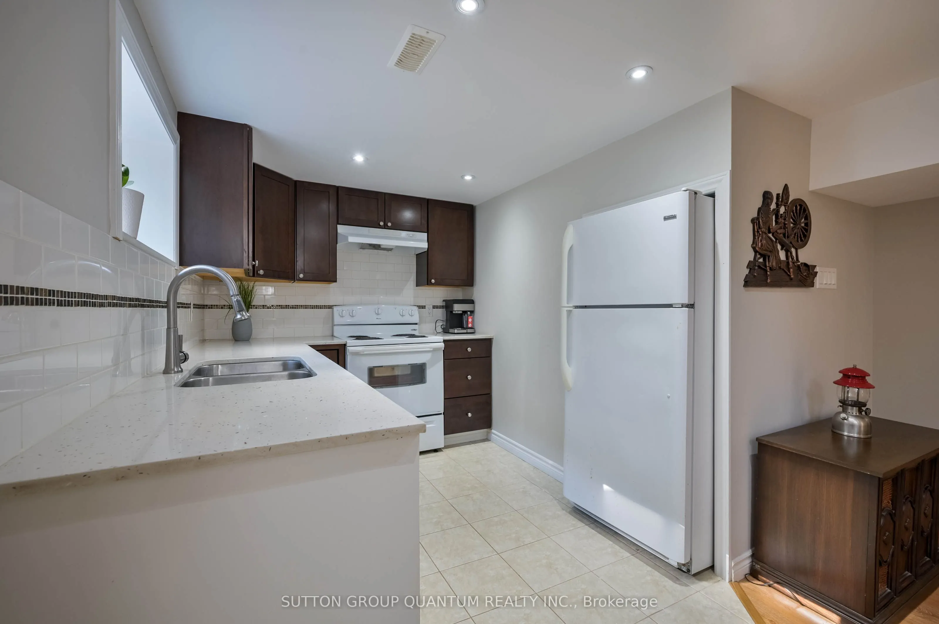 390 Wendall Place