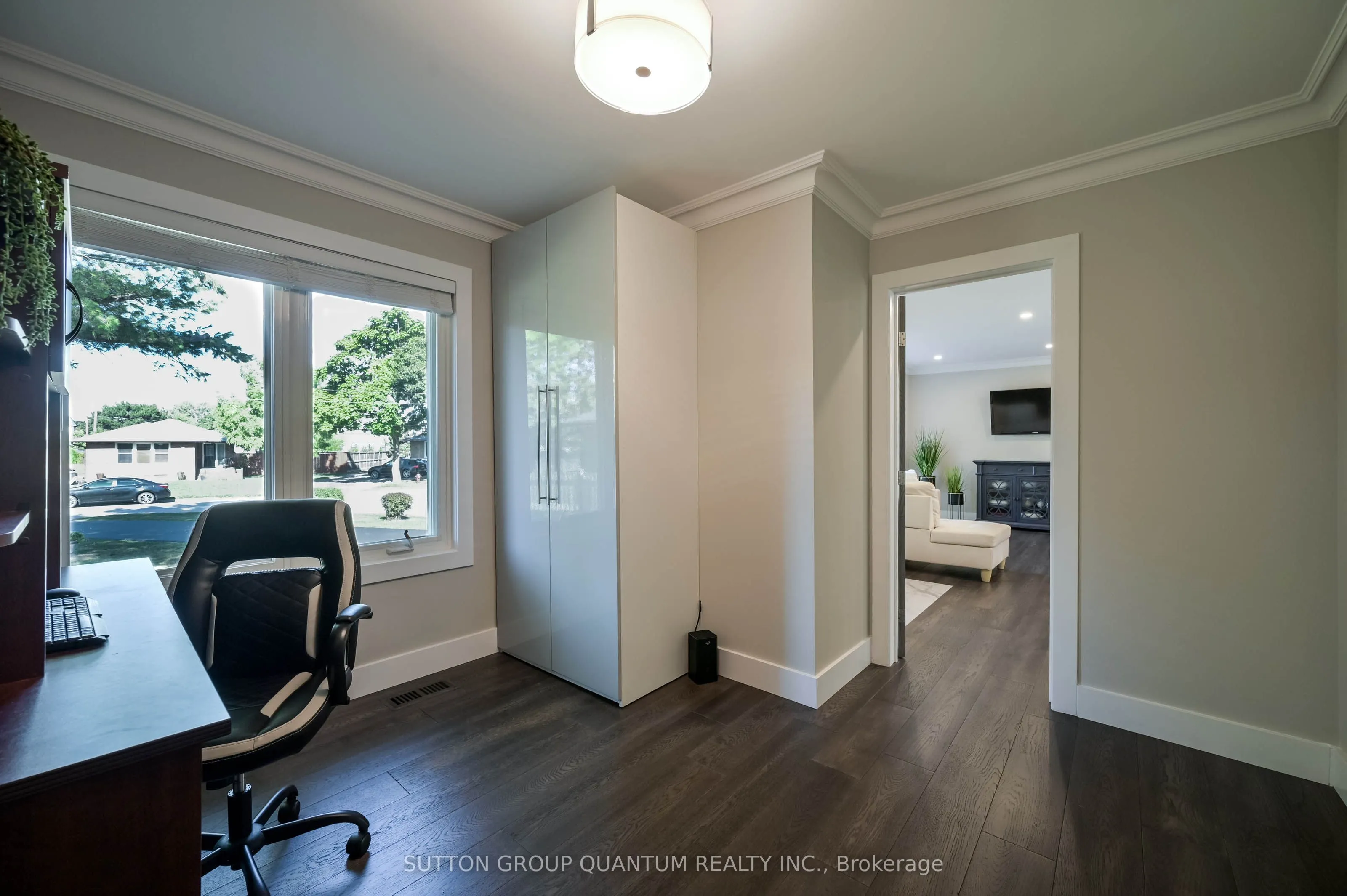 390 Wendall Place