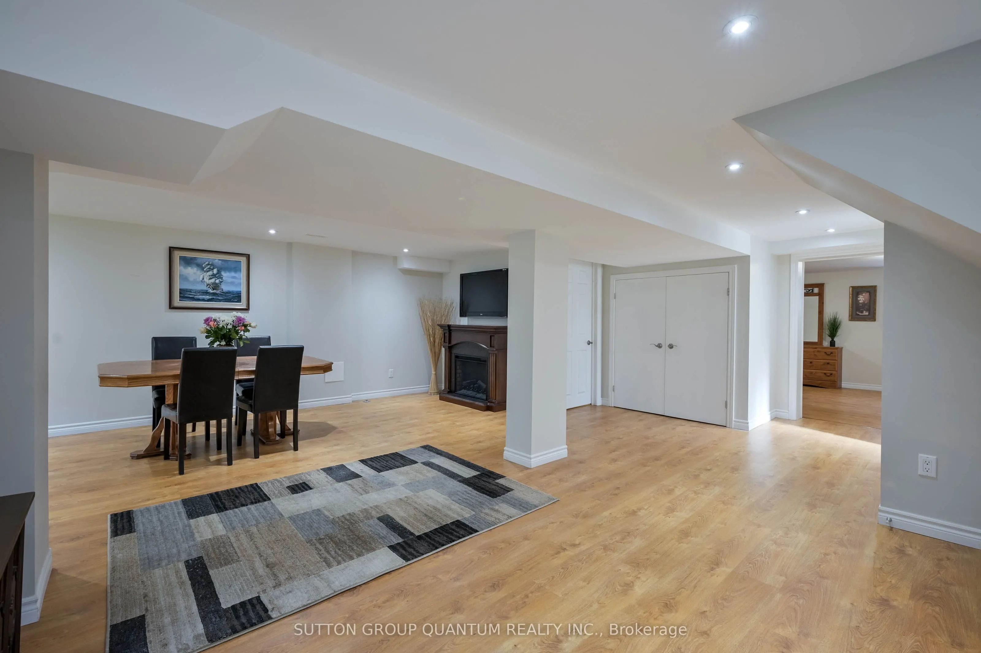 390 Wendall Place