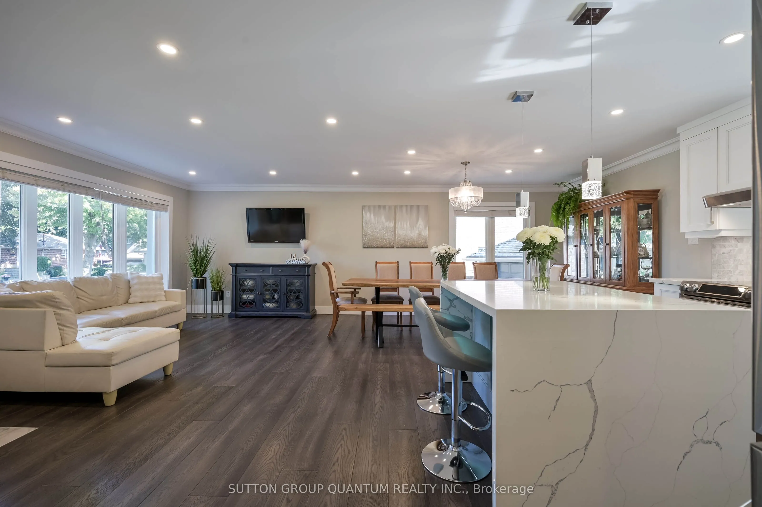 390 Wendall Place
