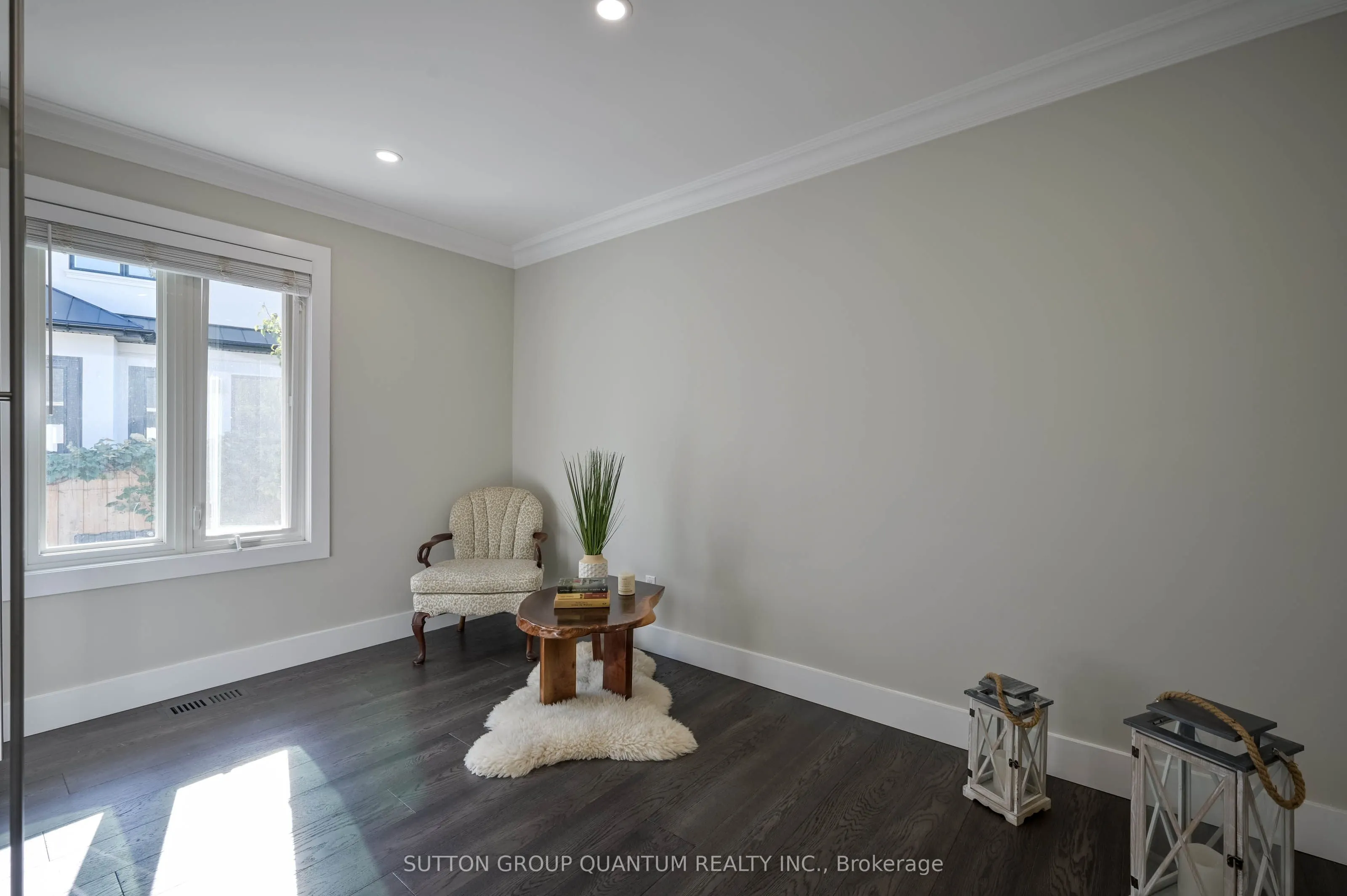 390 Wendall Place