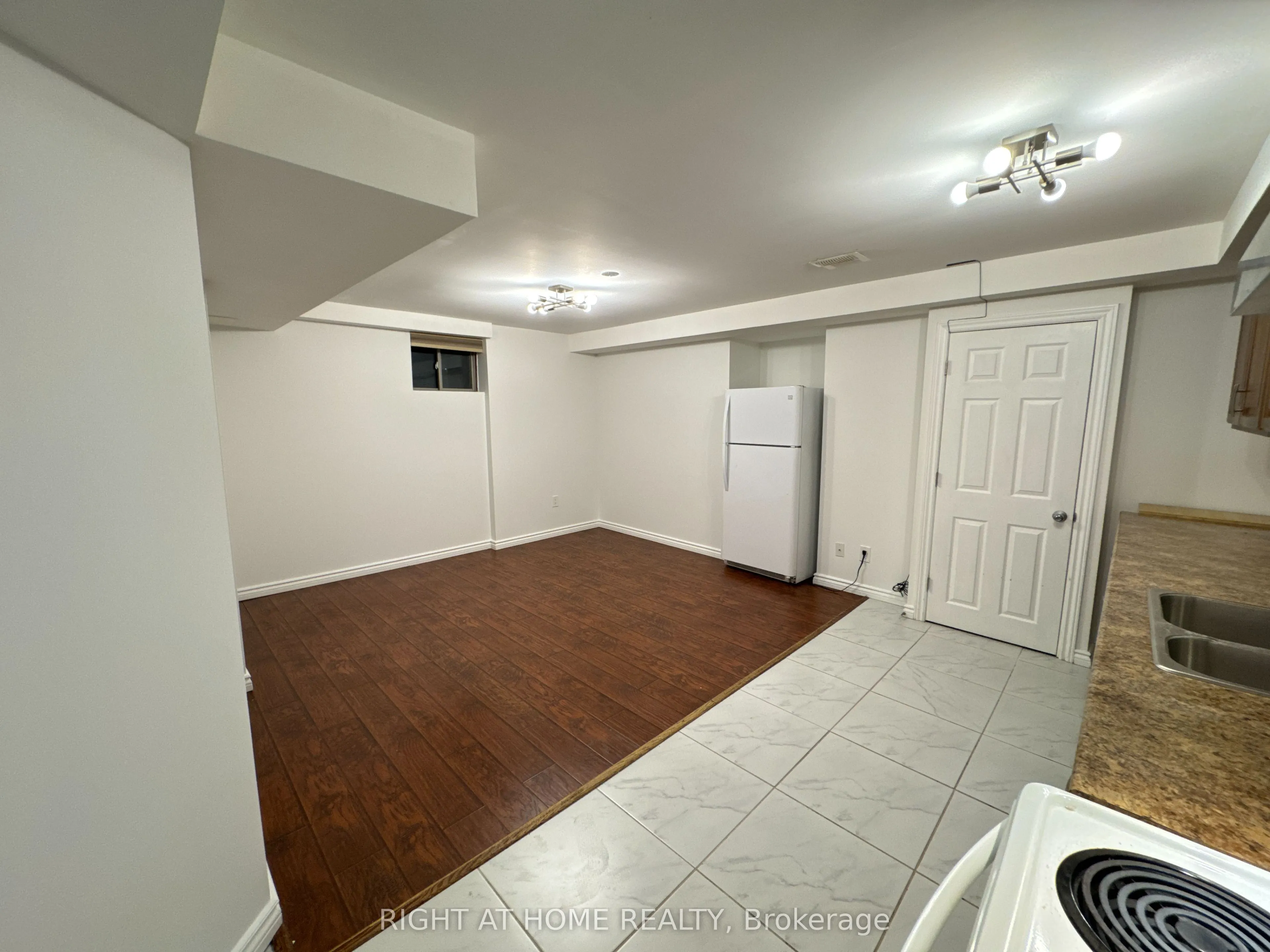 13 Seapines Street, #Basement